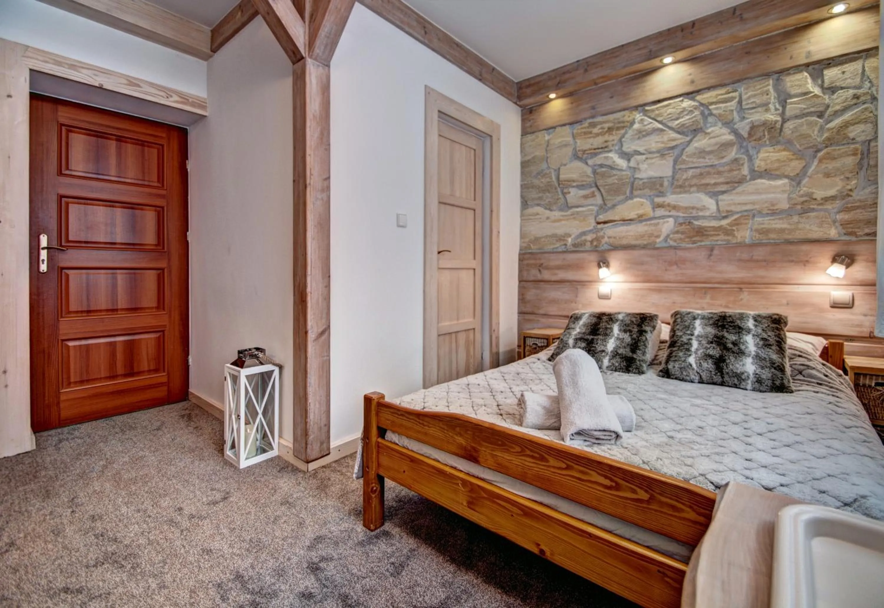 Photo of the whole room, Bed in Willa Weronika