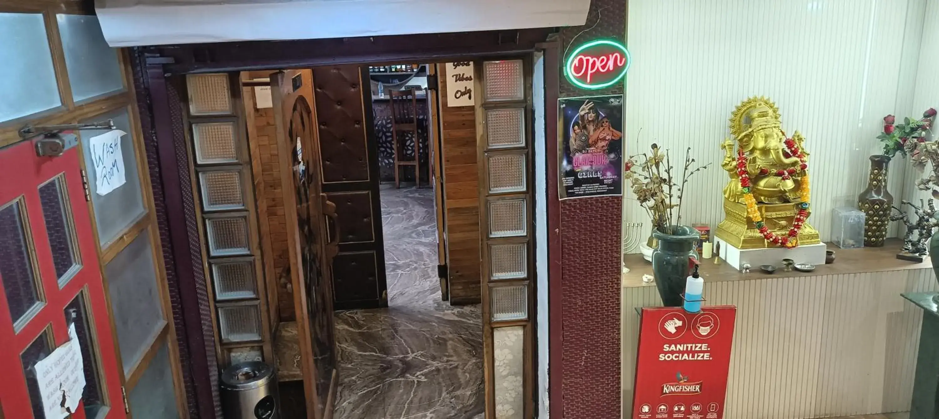 Facade/entrance in Hotel Assembly Facade/entrance in Hotel Assembly