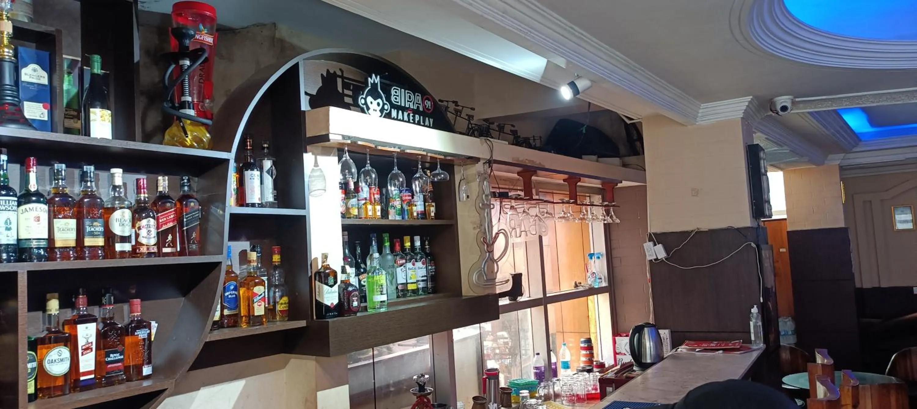 Nightclub / DJ in Hotel Assembly