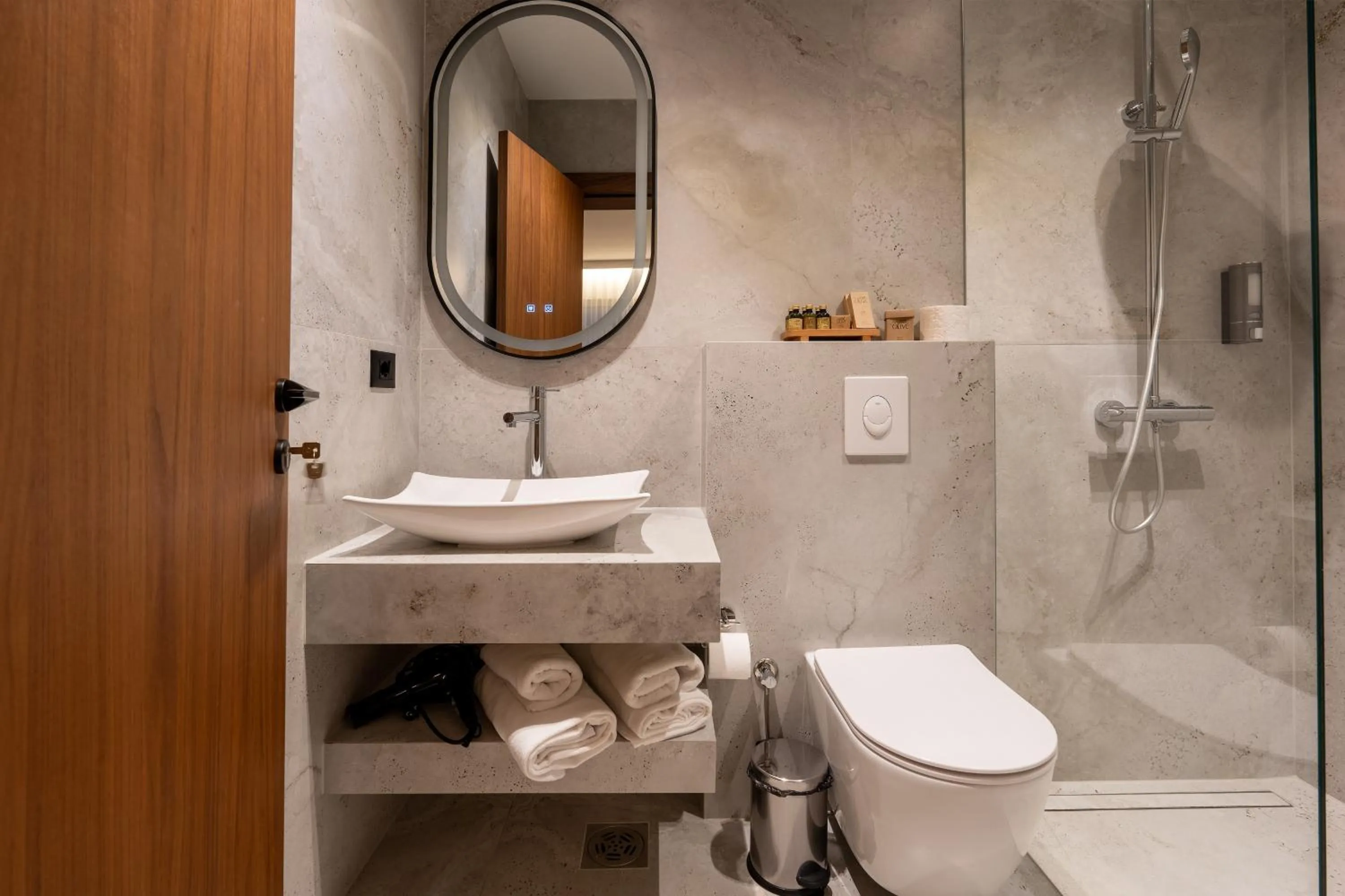 Shower in Ruby Hotel Prishtina