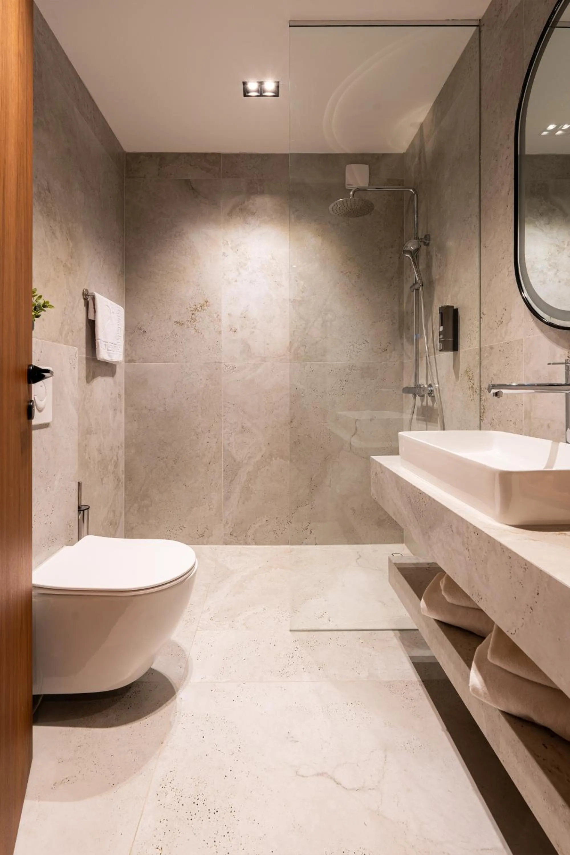 Shower in Ruby Hotel Prishtina