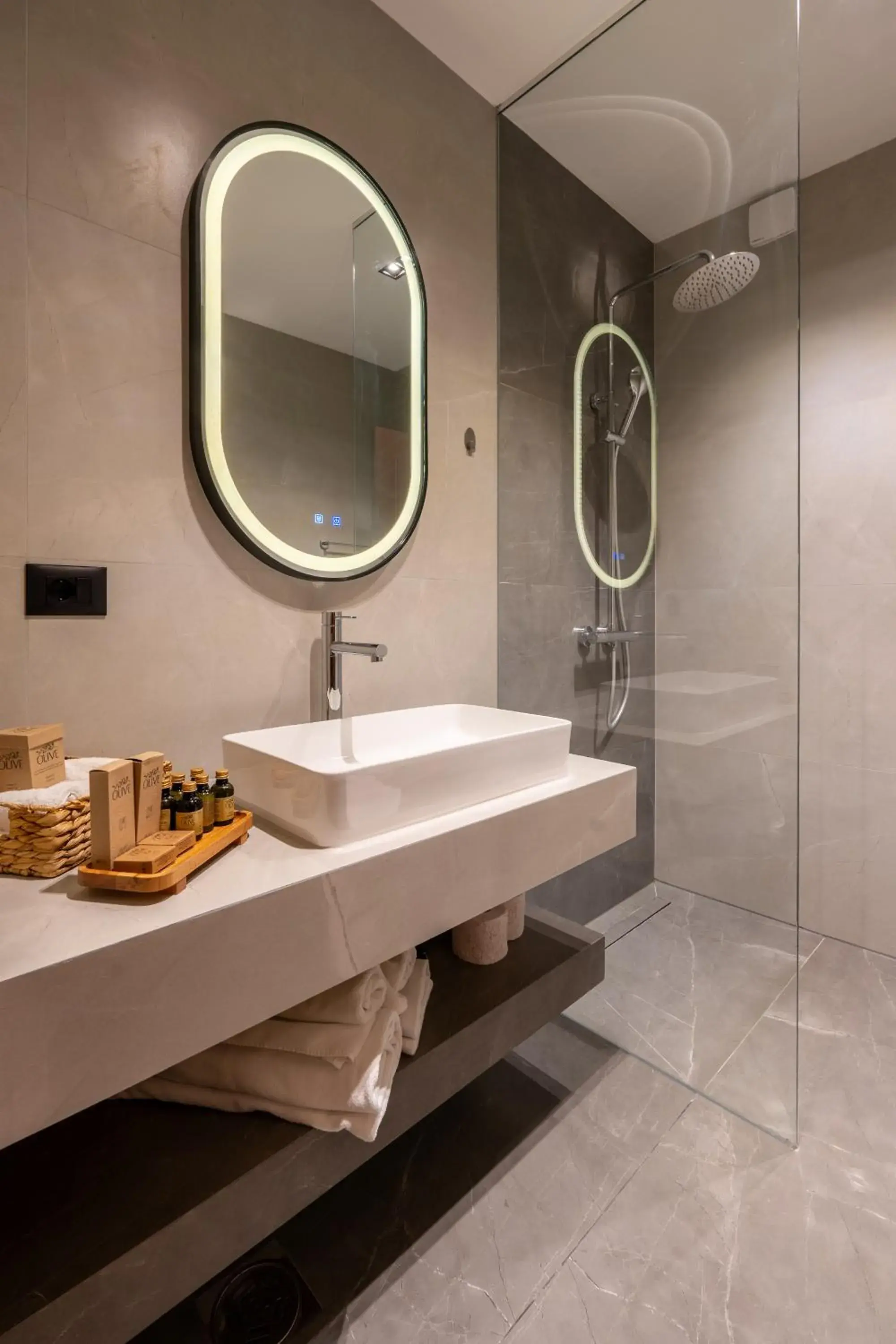 Superior Twin Room in Ruby Hotel Prishtina Superior Twin Room in Ruby Hotel Prishtina