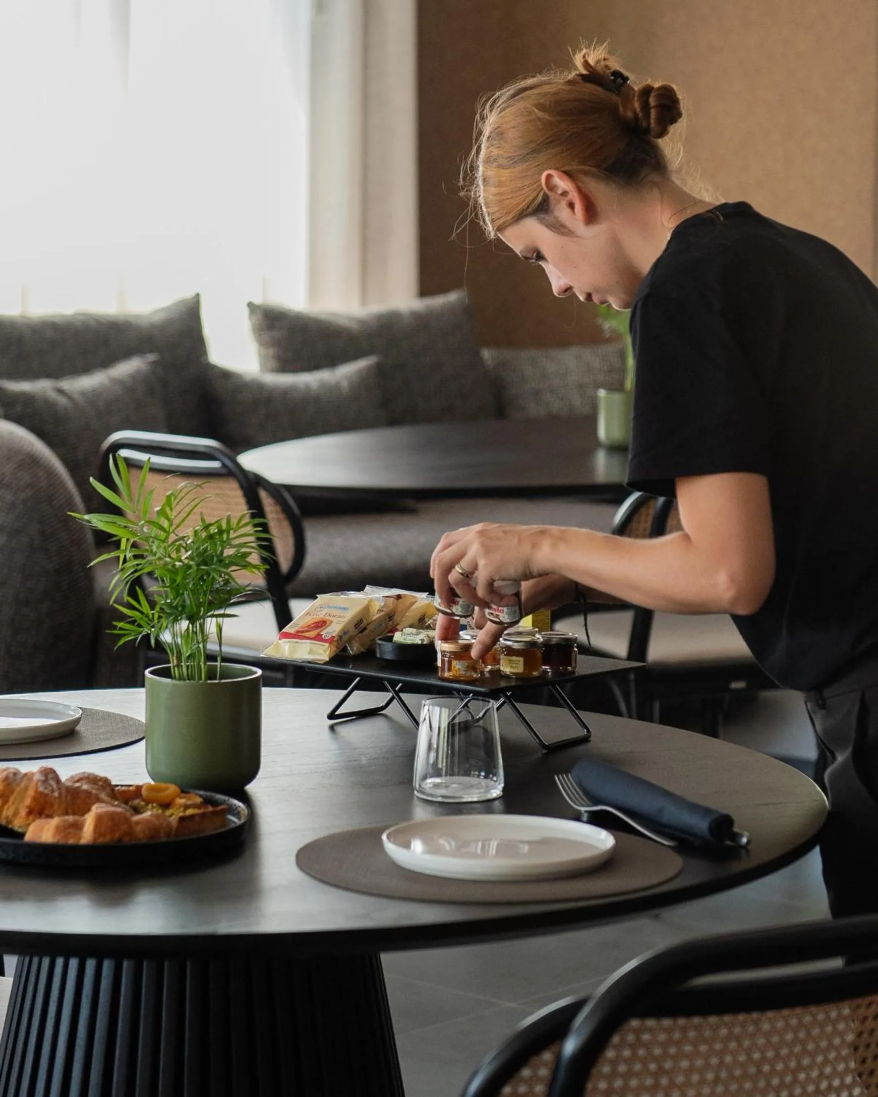 People in Mondello Glam Hotel & Terrace