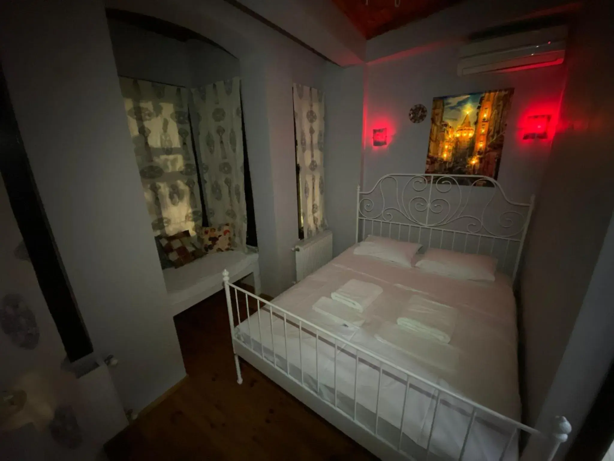 Bed in Hotel No 34 Bed in Hotel No 34