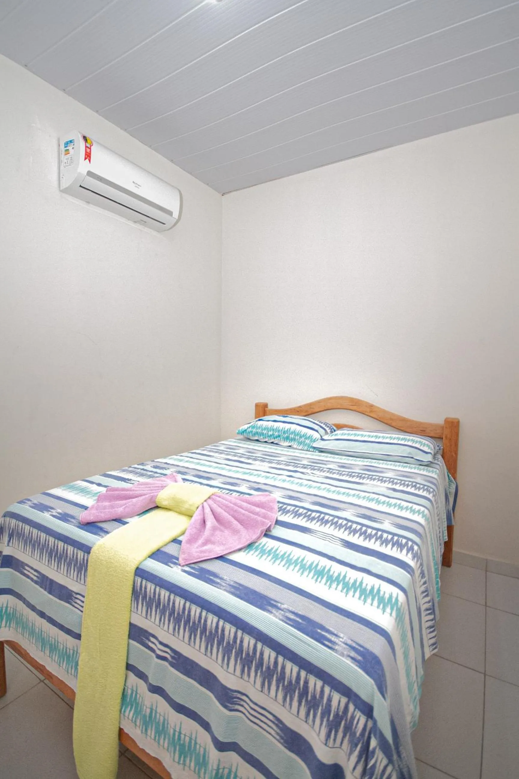 Photo of the whole room, Bed in Pousada Santa Fé