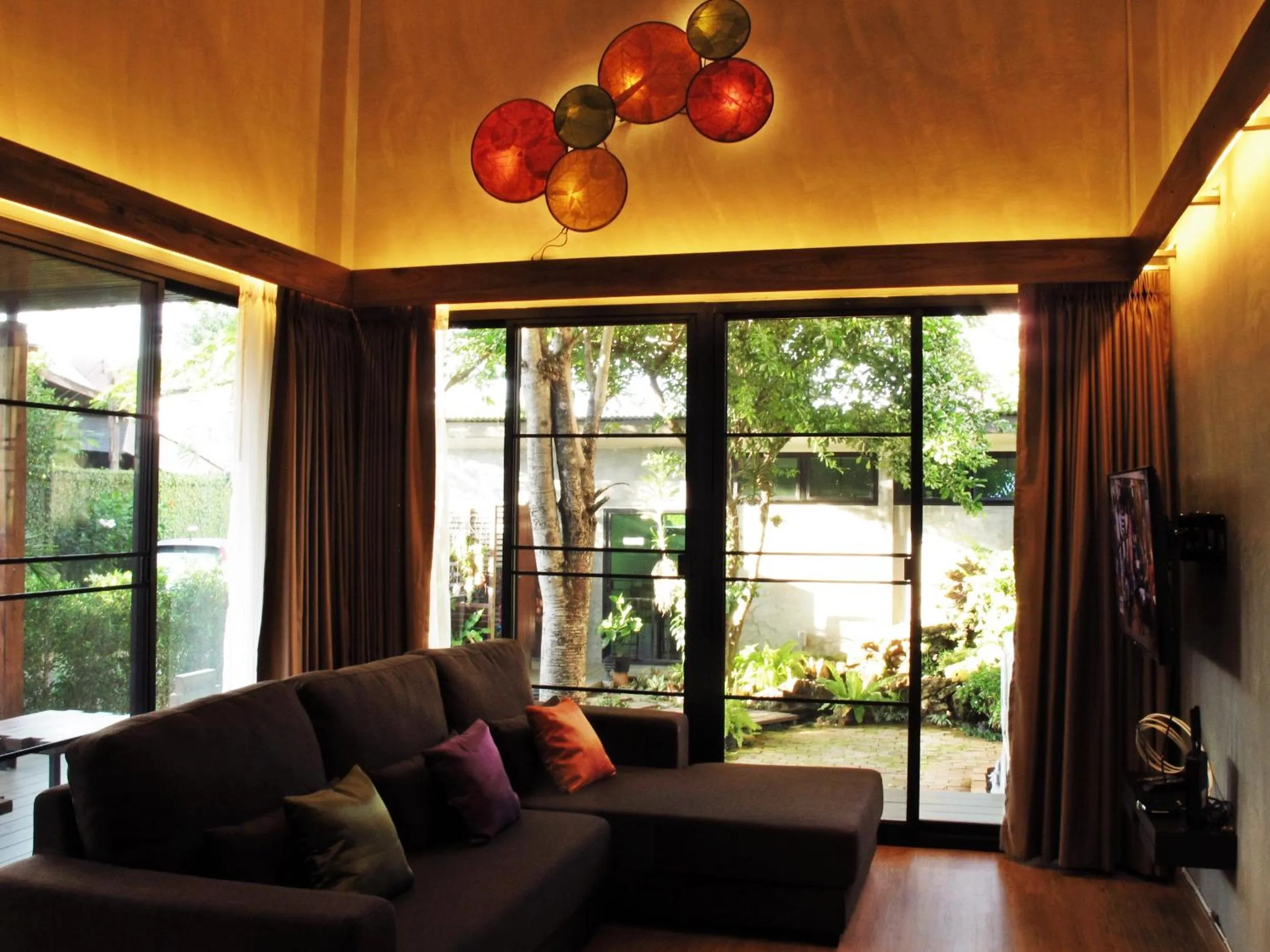 Day in The White Elephant Home