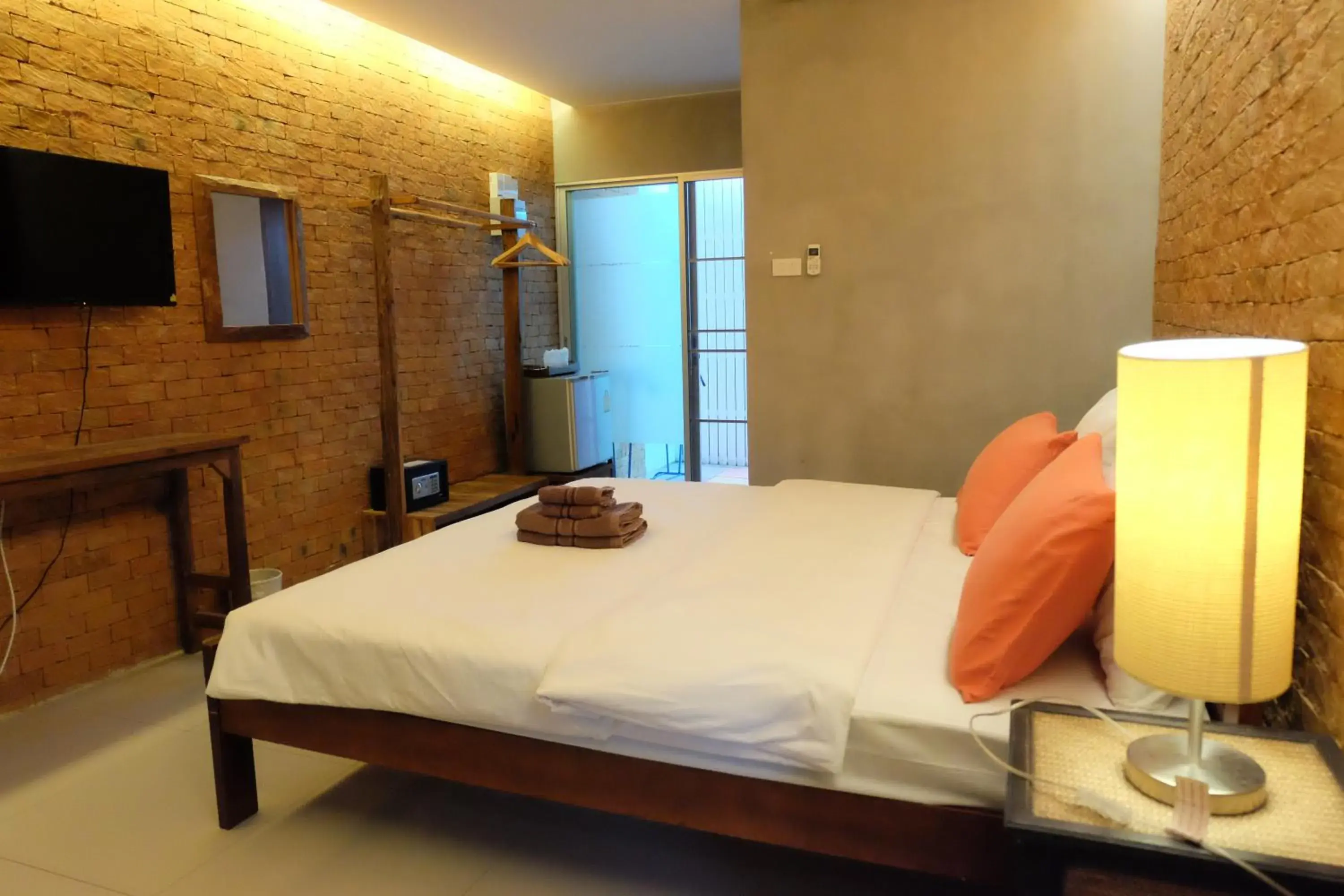 Bed in The White Elephant Home Bed in The White Elephant Home