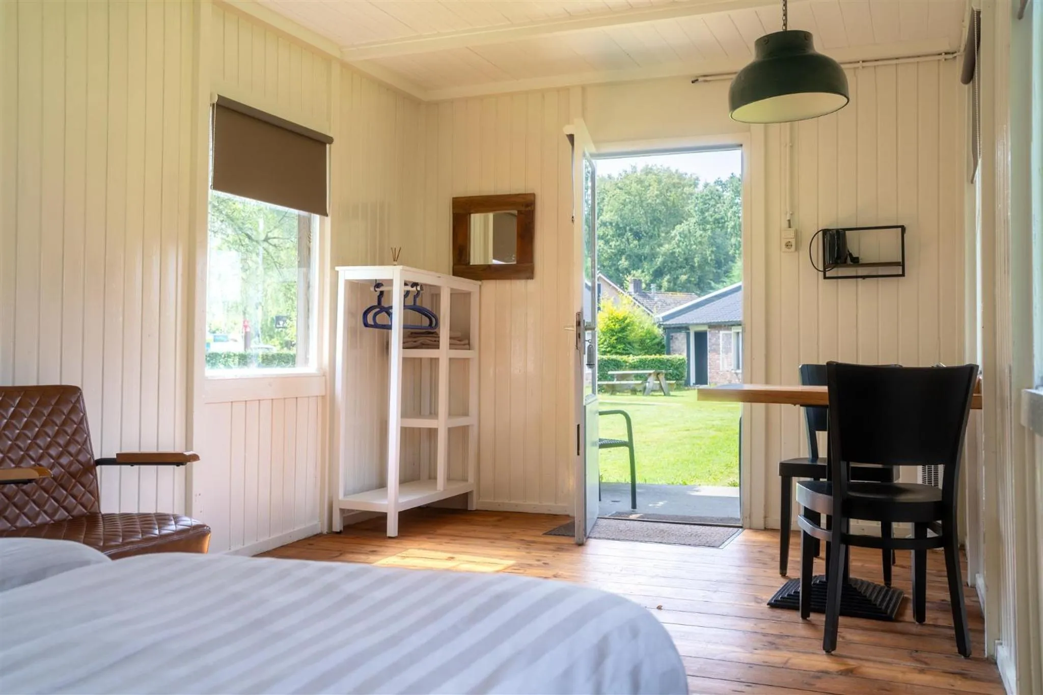 Seating area, Bed in Natuurpoort van Loon
