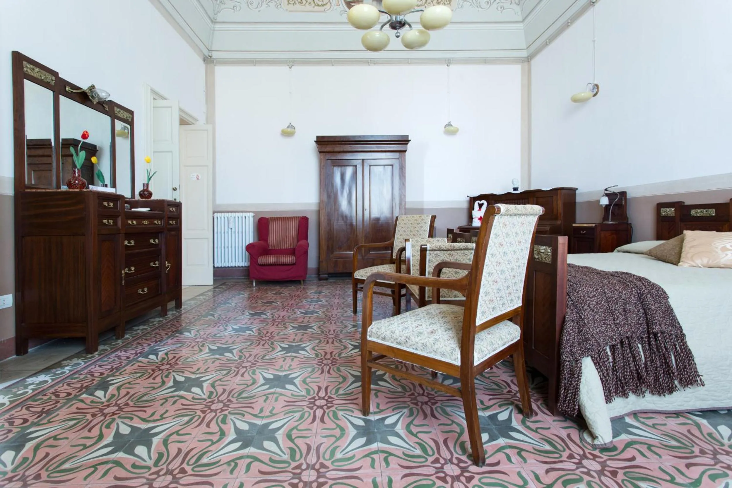 Photo of the whole room, Bed in Palazzo Vallebona
