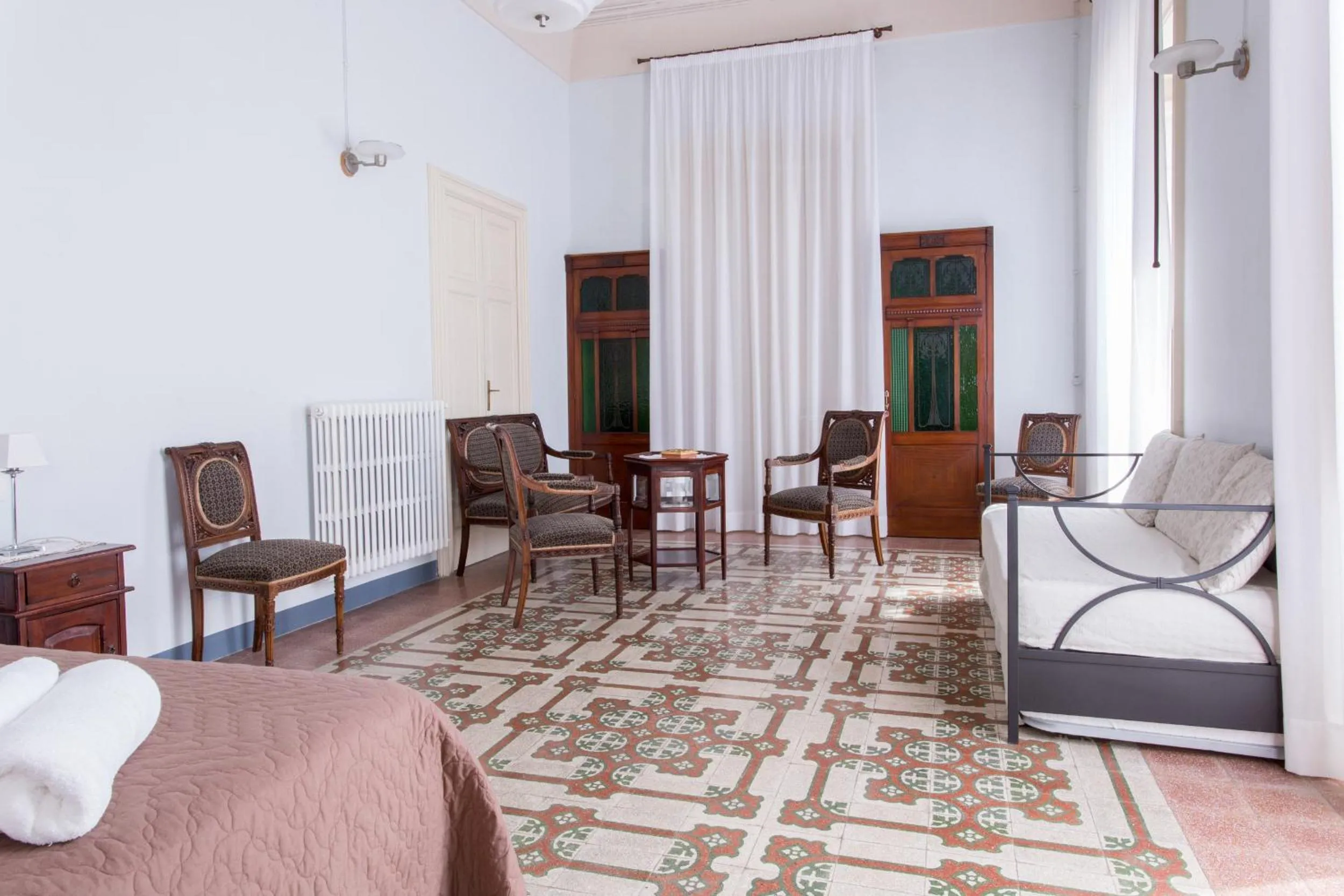 Photo of the whole room in Palazzo Vallebona