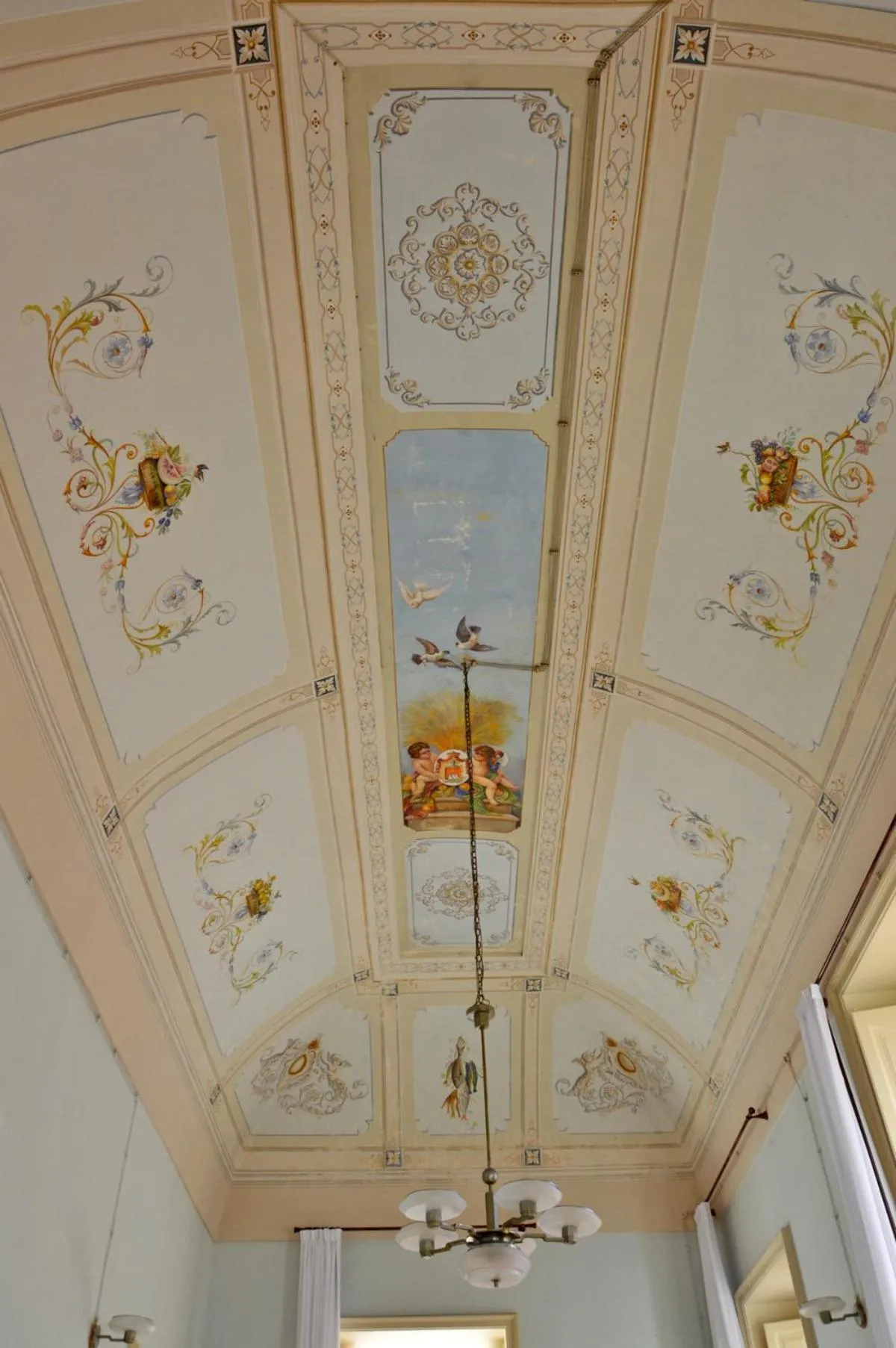 Decorative detail in Palazzo Vallebona