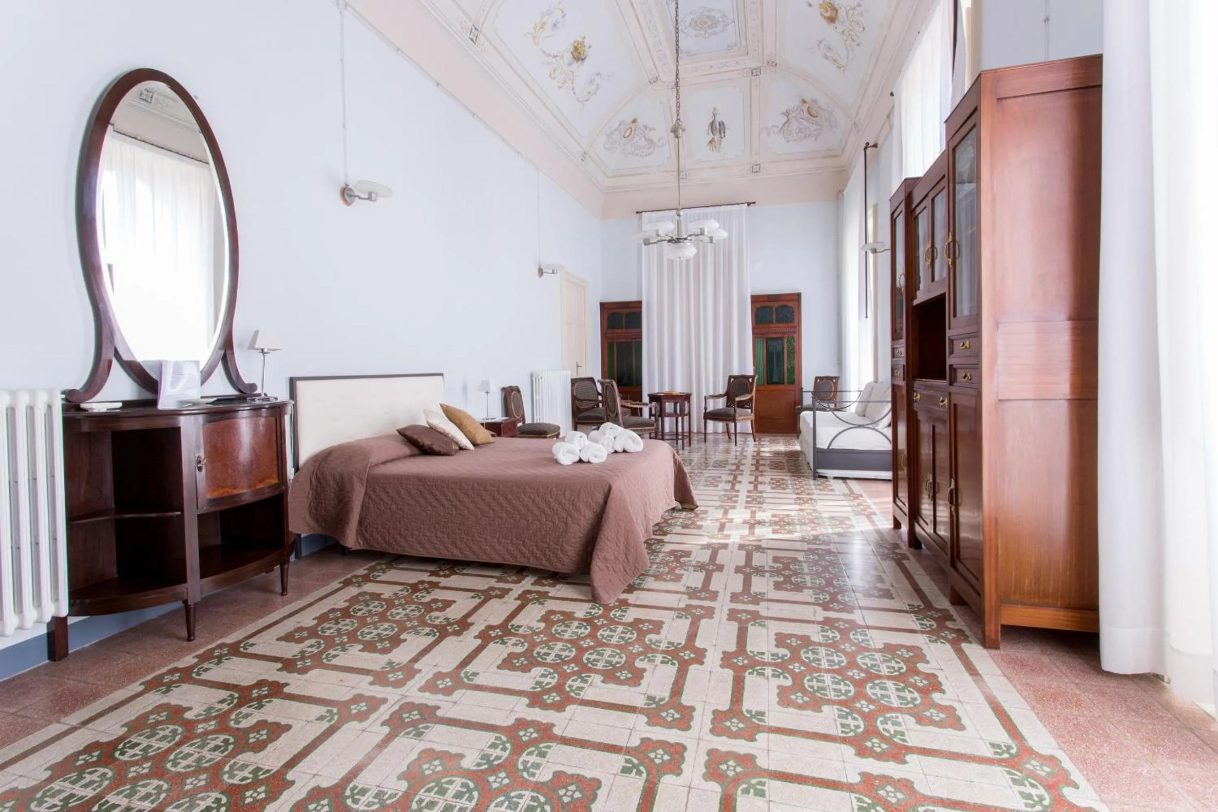 Photo of the whole room, Bed in Palazzo Vallebona