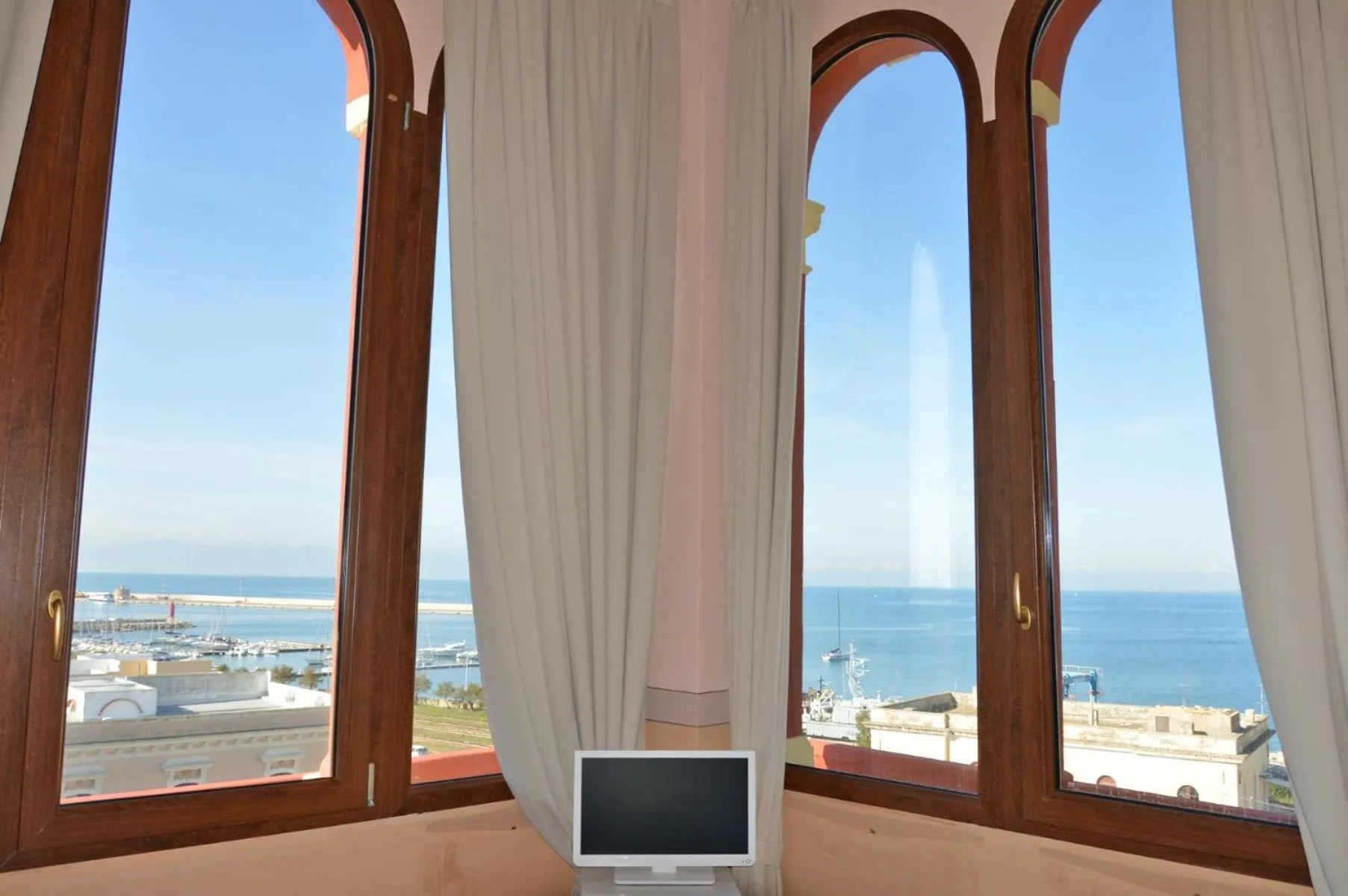 Bedroom in Palazzo Vallebona
