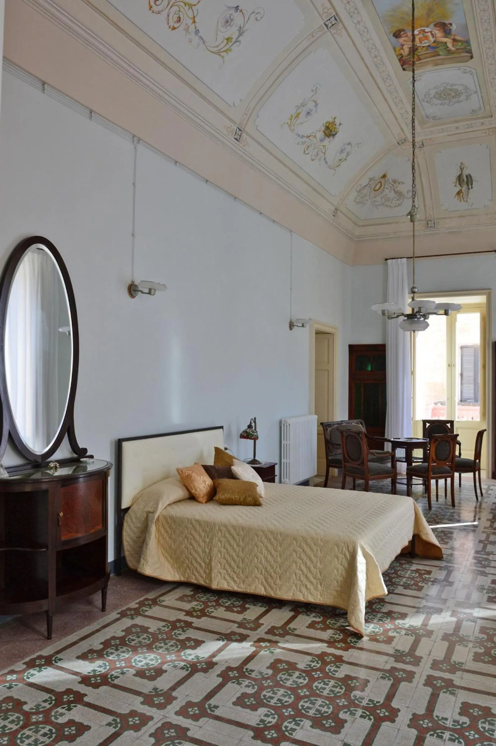 Photo of the whole room, Bed in Palazzo Vallebona