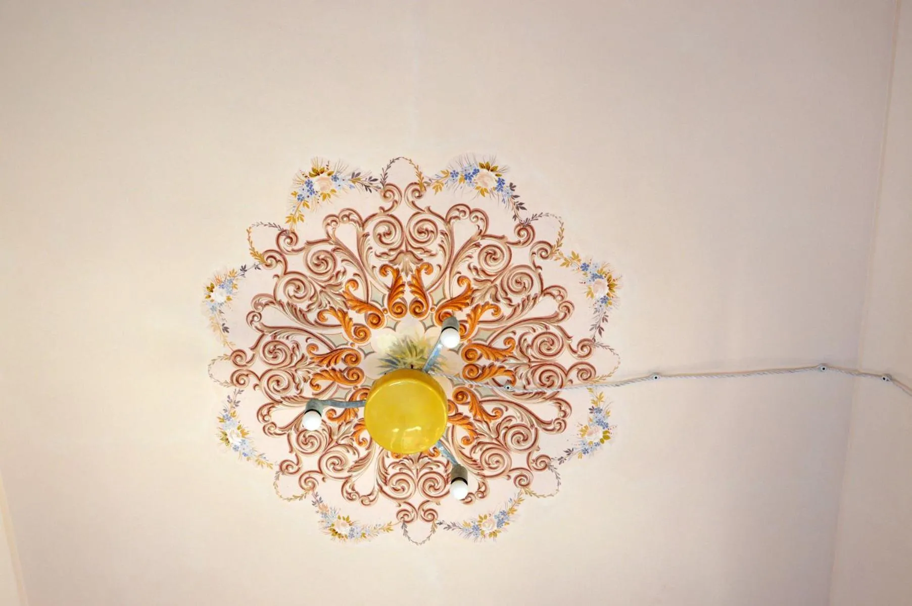 Decorative detail in Palazzo Vallebona