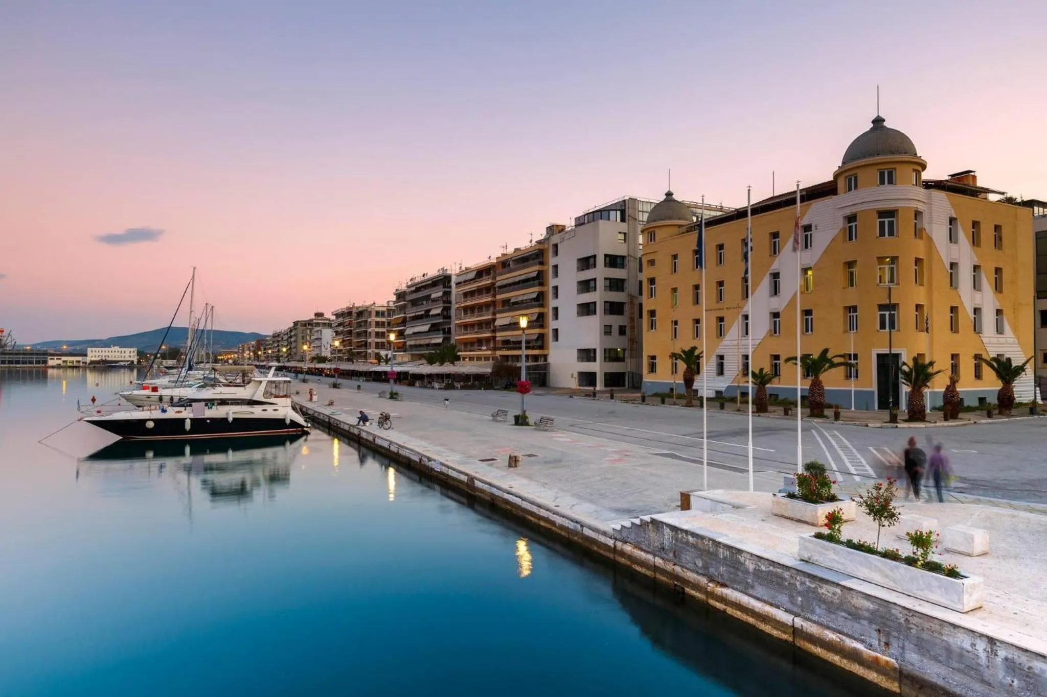 Port View Suites