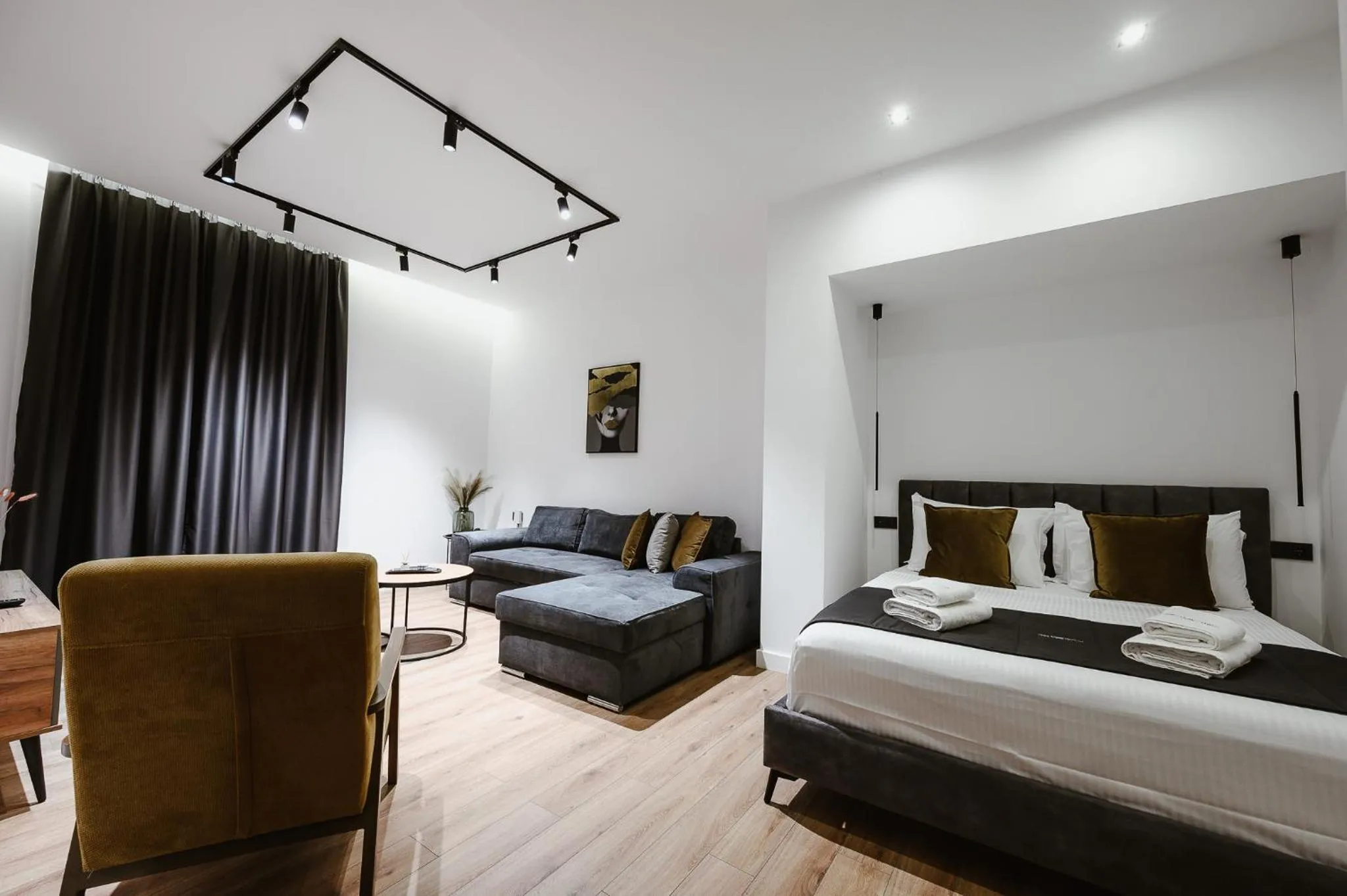 Port View Suites