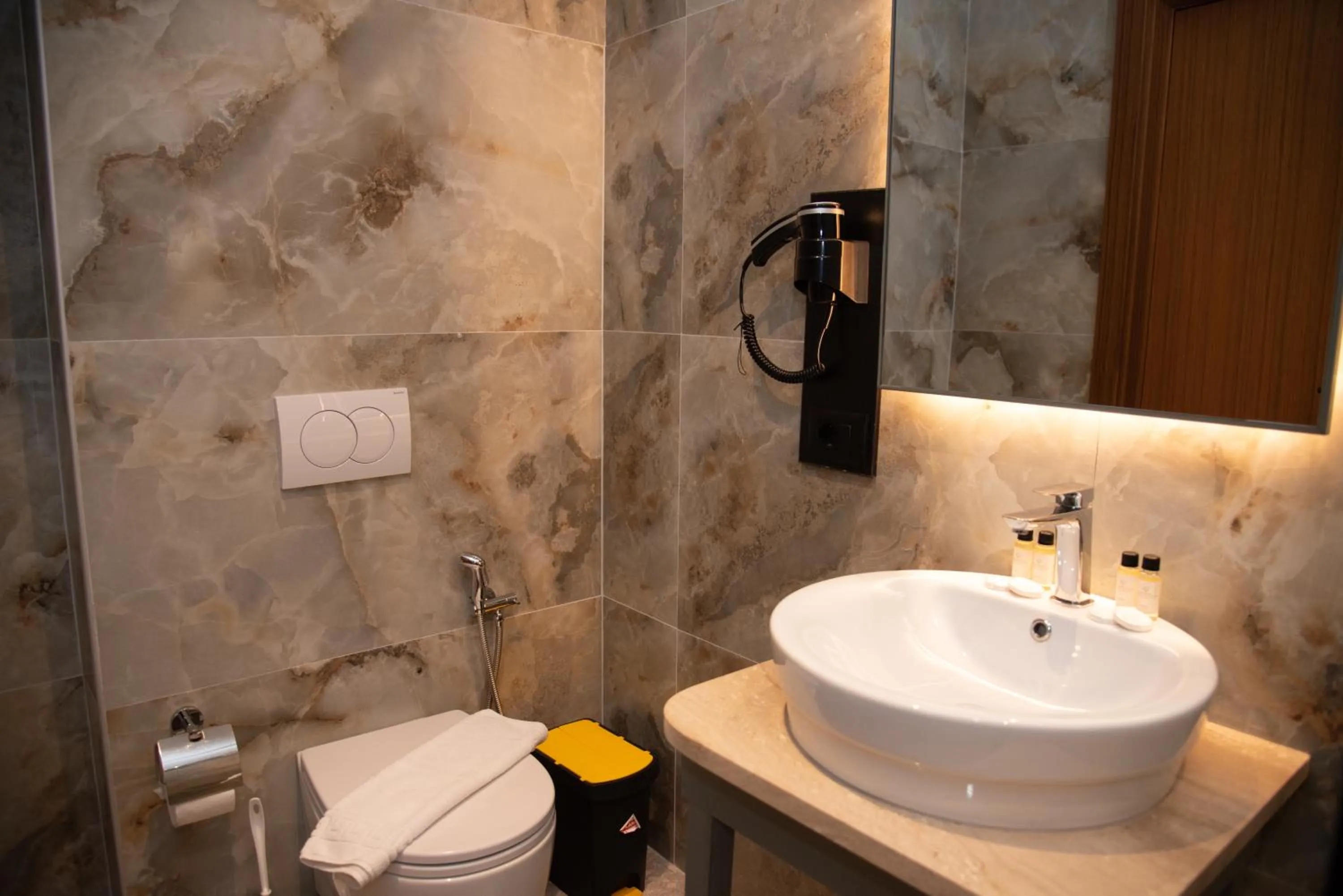 Shower in Adria Palace