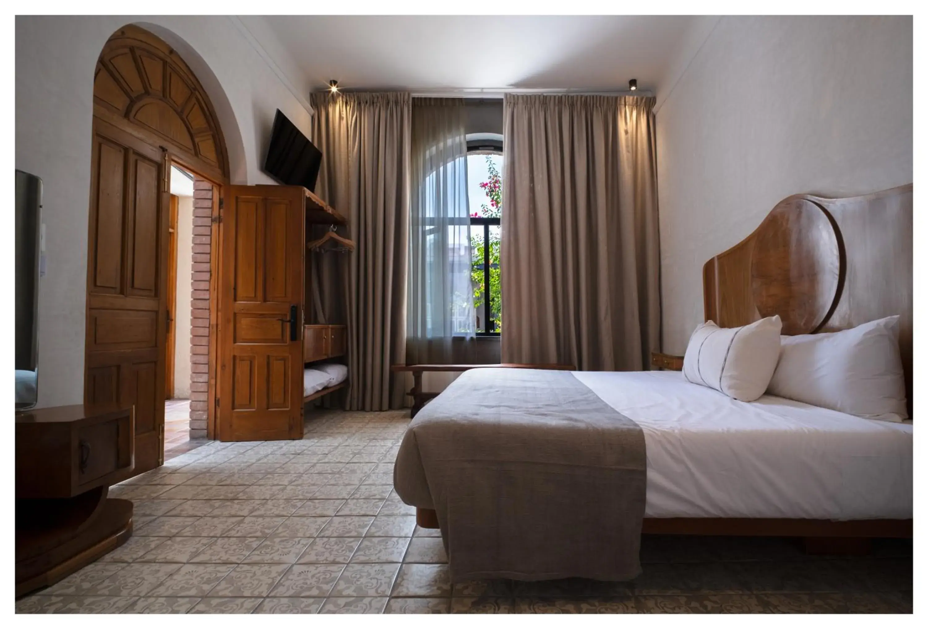 King Room - single occupancy in La Gloria Mesón King Room - single occupancy in La Gloria Mesón