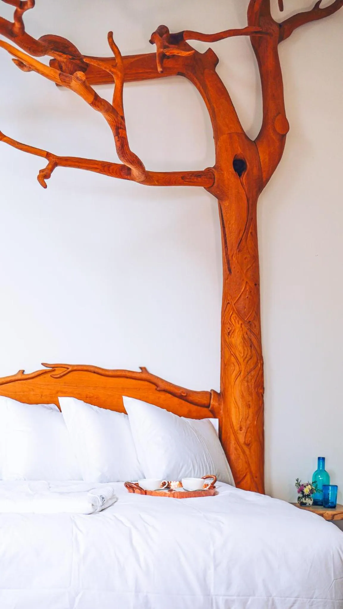 Bed in Sooke Harbour House