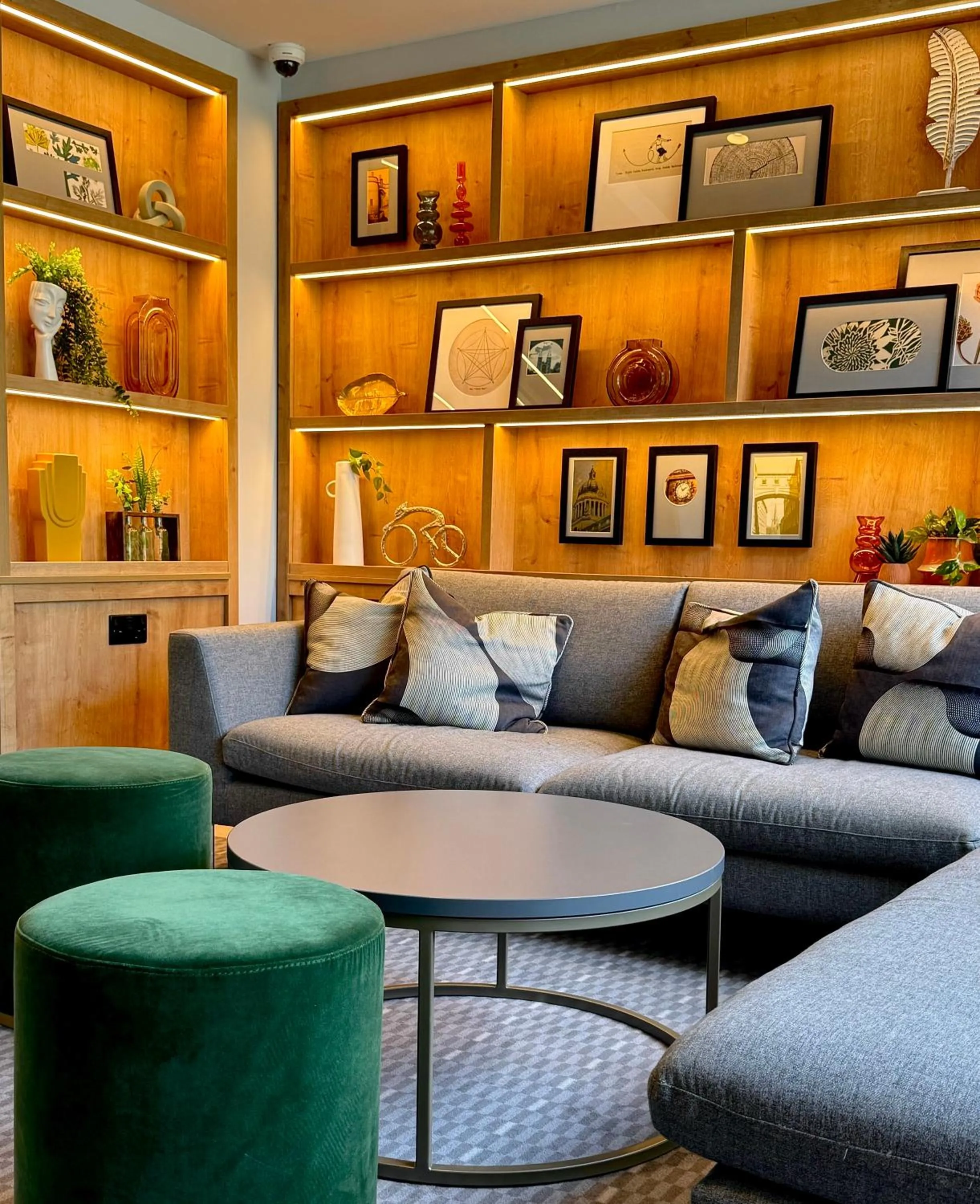 Lobby or reception in Holiday Inn Nottingham by IHG