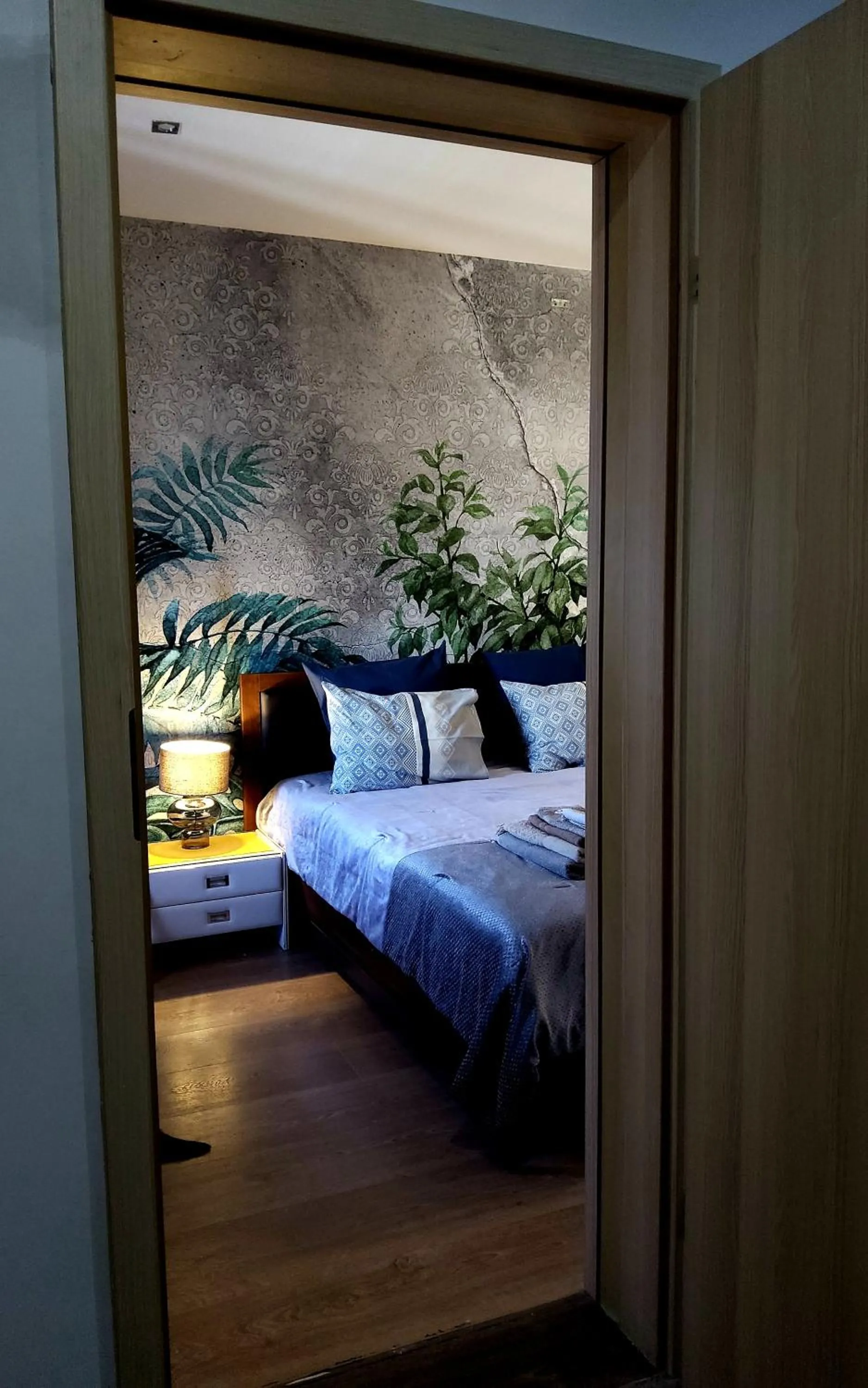 Bedroom, Bed in Bp Central Home