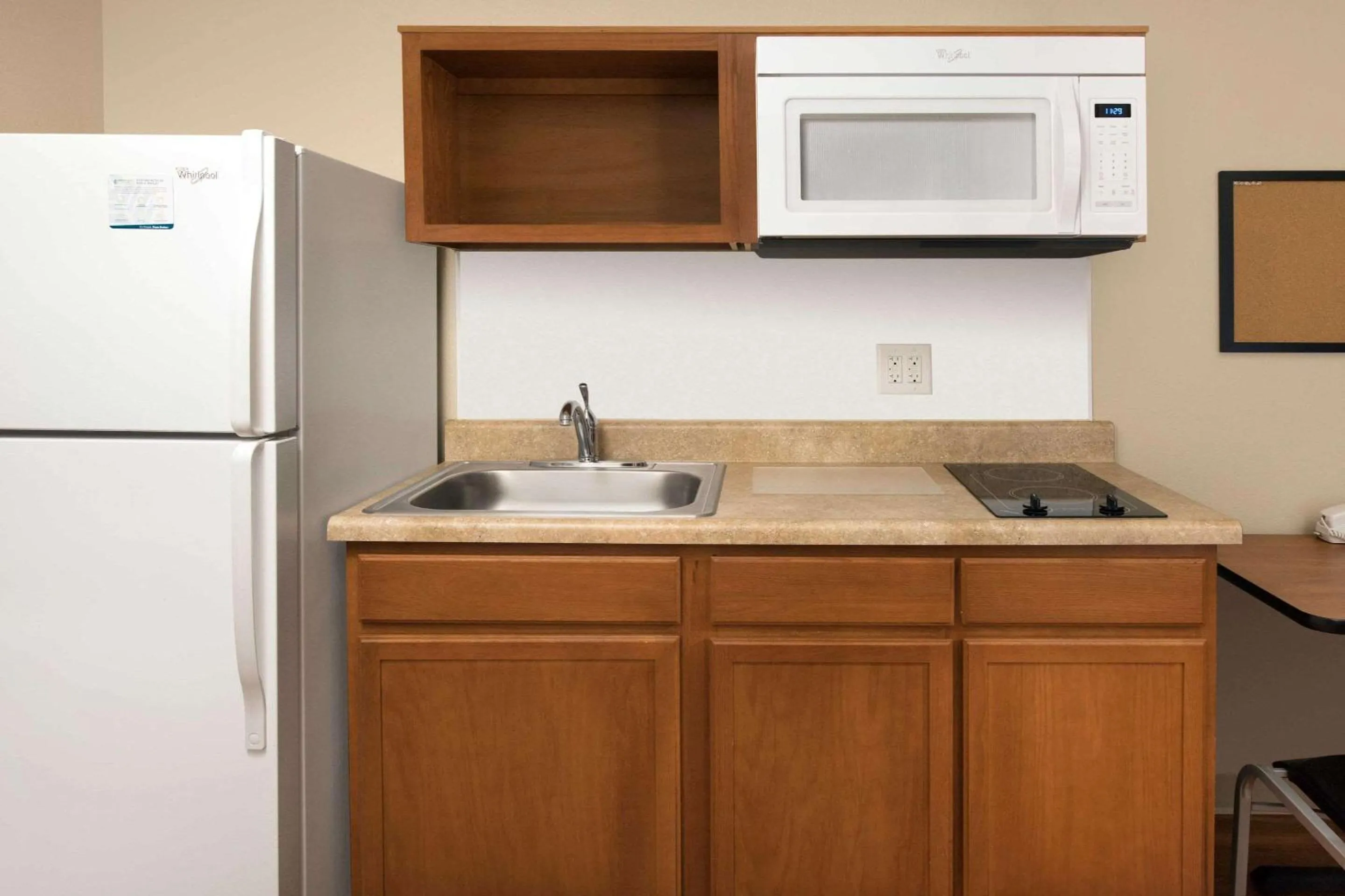 Photo of the whole room in WoodSpring Suites Odessa