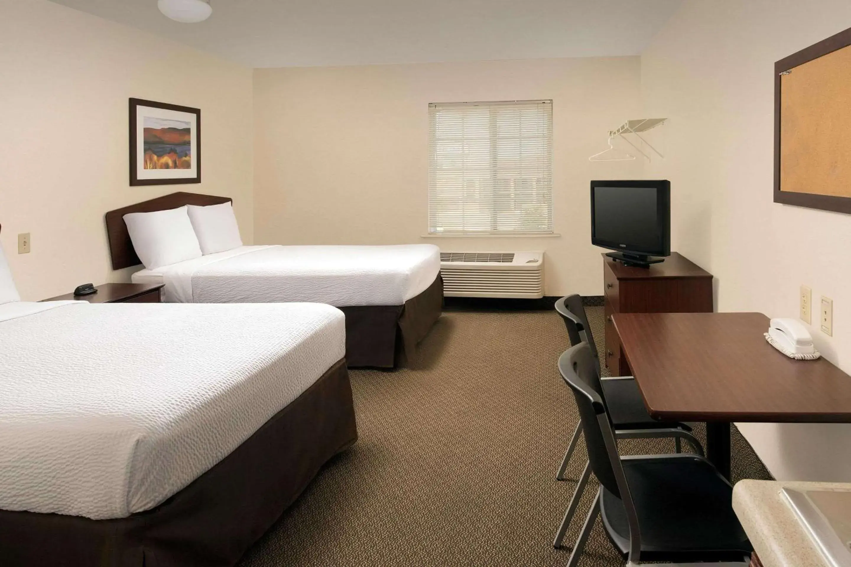 Double Room with Two Double Beds - Smoking in WoodSpring Suites San Antonio Fort Sam Double Room with Two Double Beds - Smoking in WoodSpring Suites San Antonio Fort Sam