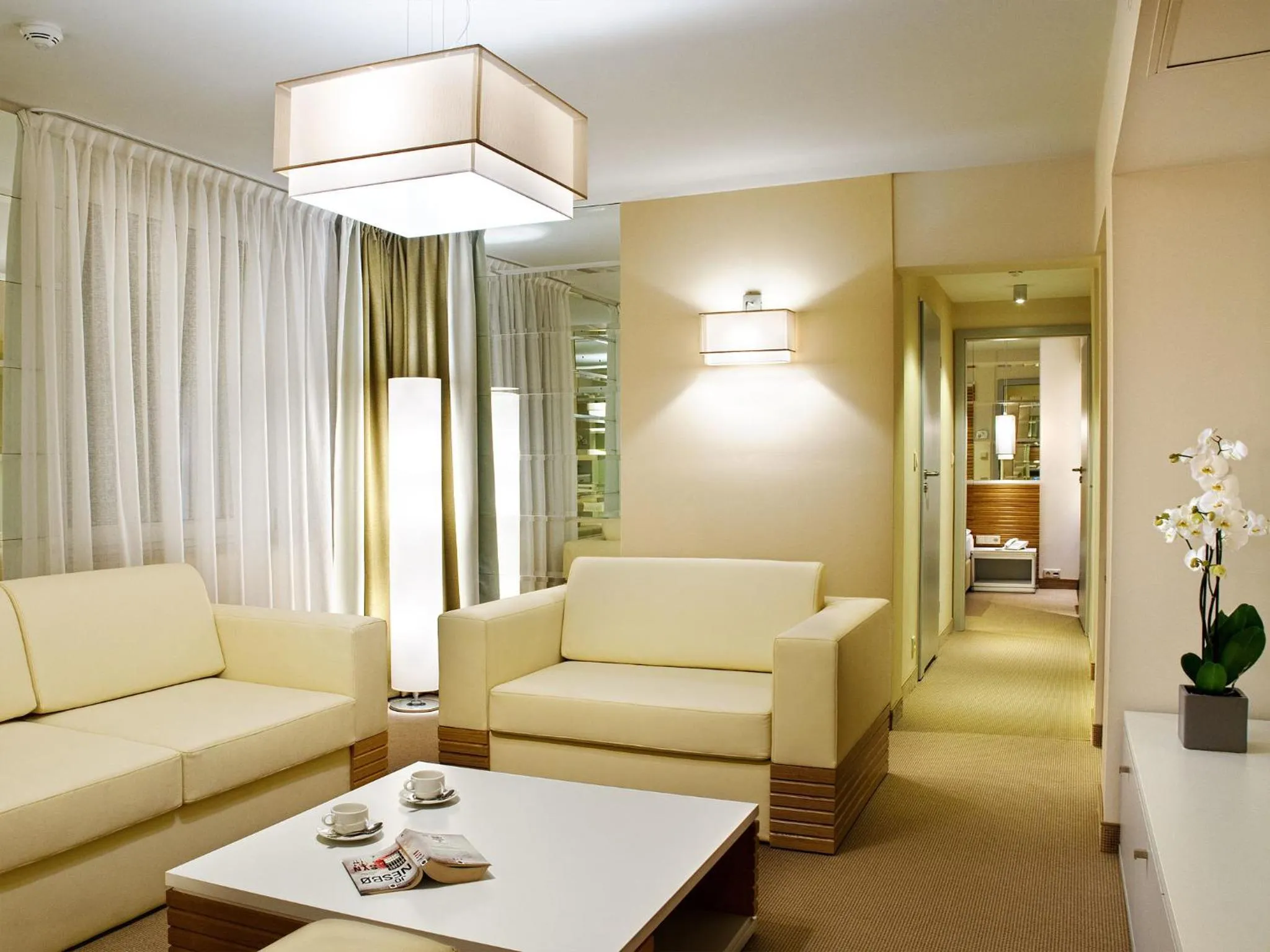 Photo of the whole room in Hotel Petropol