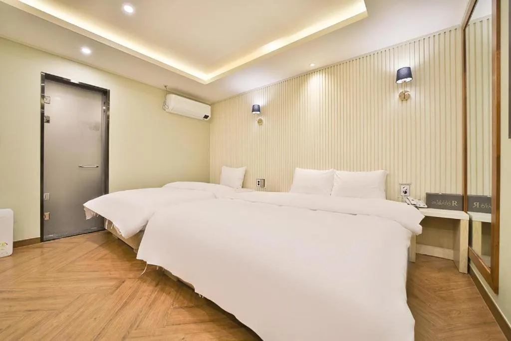 Bed in Daegu Hotel Rubato
