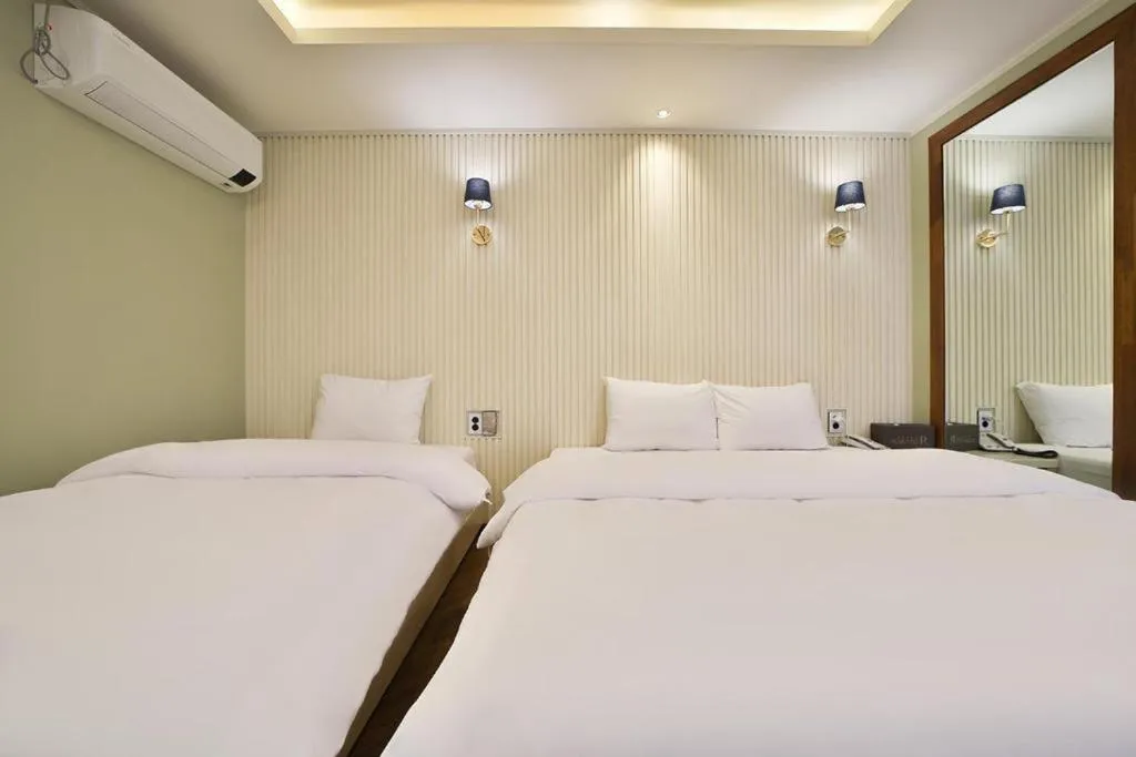 Bed in Daegu Hotel Rubato