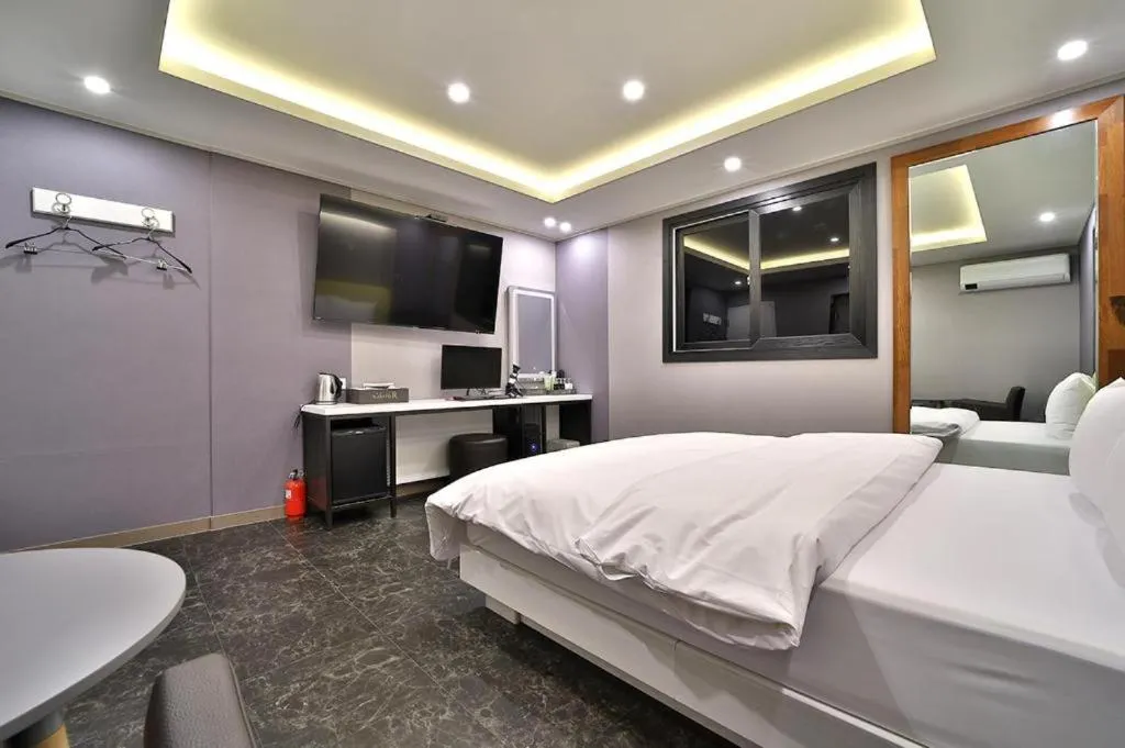 Bed in Daegu Hotel Rubato