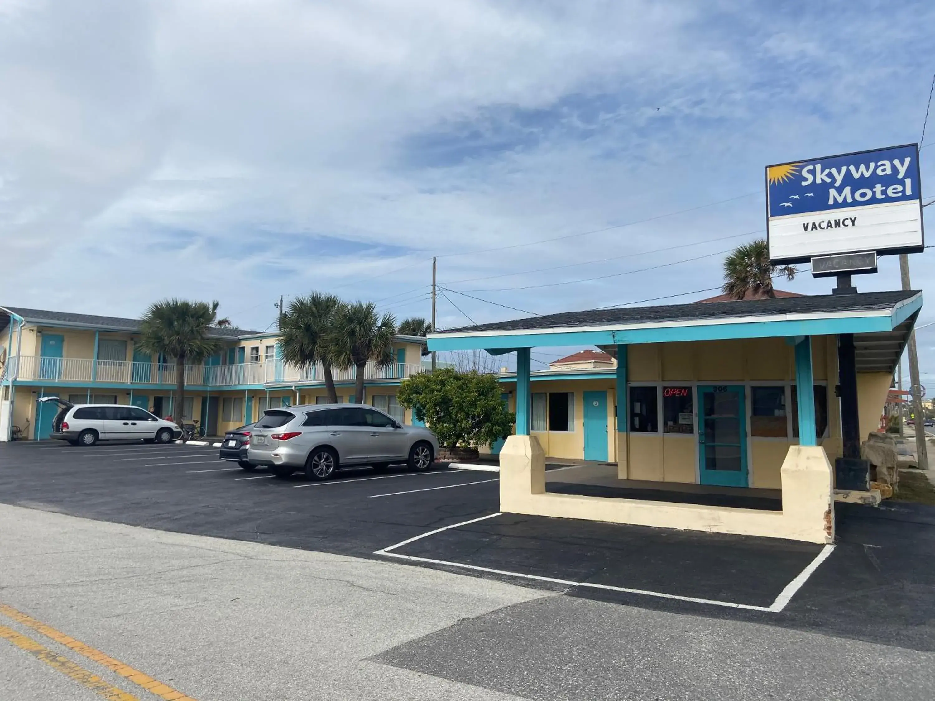 Skyway Motel Skyway Motel