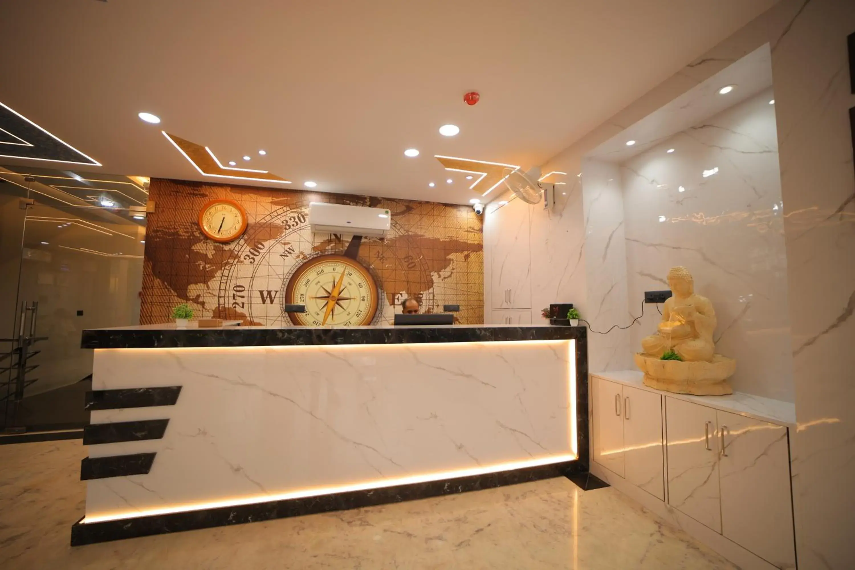 Lobby or reception in Hotel Dev Vilas , Agra Lobby or reception in Hotel Dev Vilas , Agra