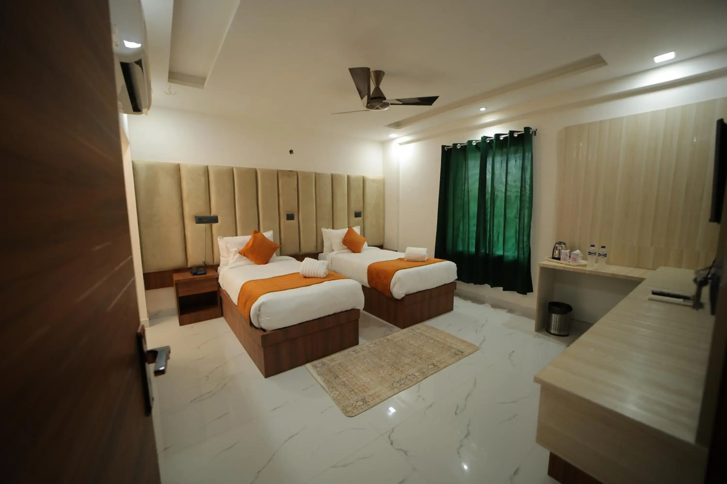 Bedroom, Bed in Hotel Dev Vilas , Agra Bedroom, Bed in Hotel Dev Vilas , Agra