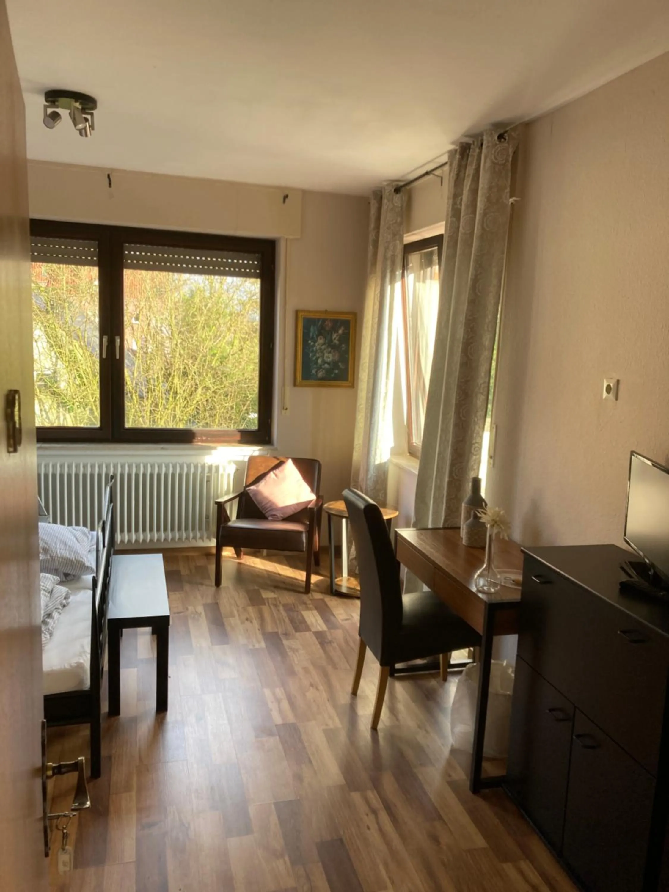 Photo of the whole room in Hotel Deutsches Haus