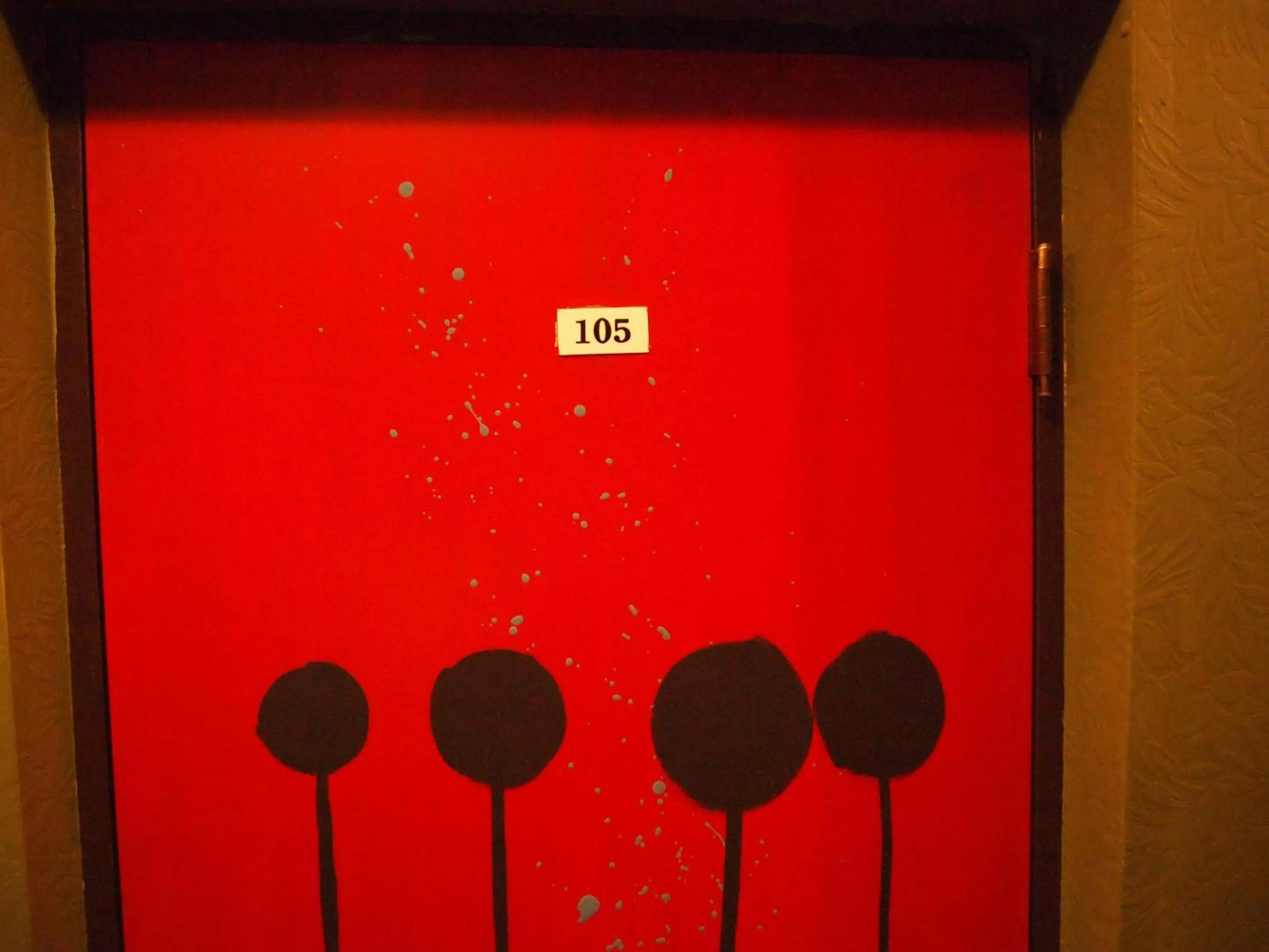 Logo/Certificate/Sign in Hostel Yume-Nomad Kobe