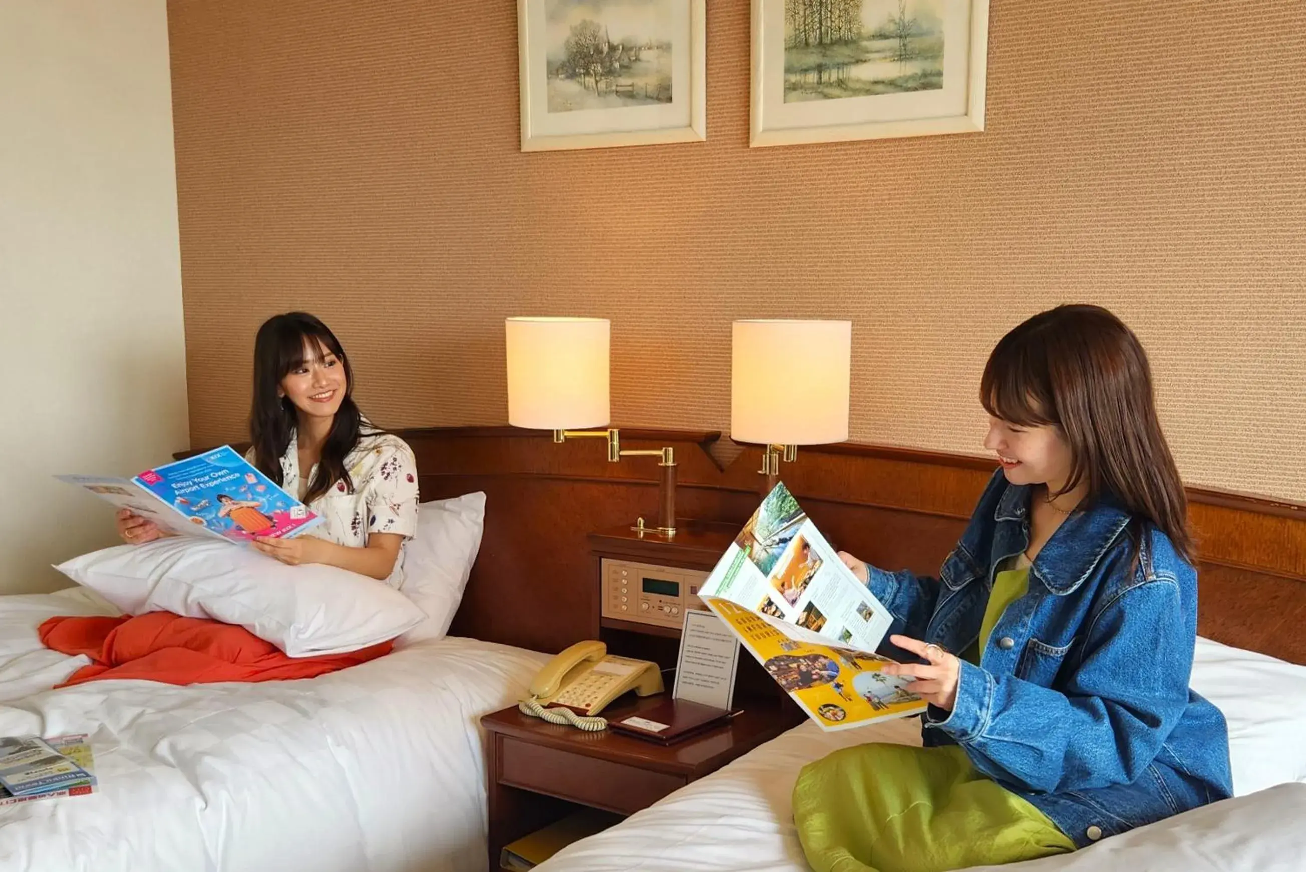 People, Bed in Bellevue Garden Hotel Kansai International Airport People, Bed in Bellevue Garden Hotel Kansai International Airport