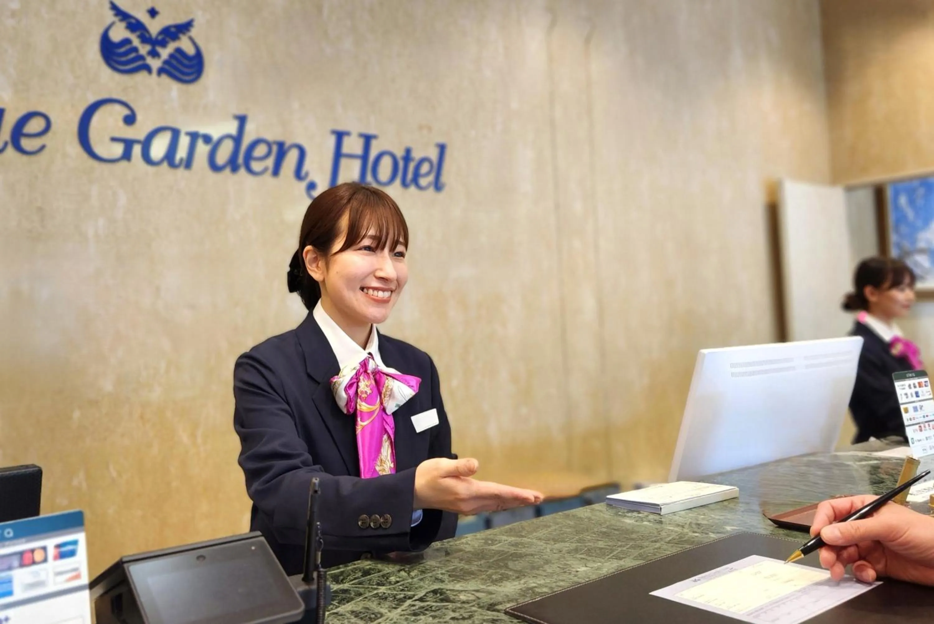 Staff in Bellevue Garden Hotel Kansai International Airport