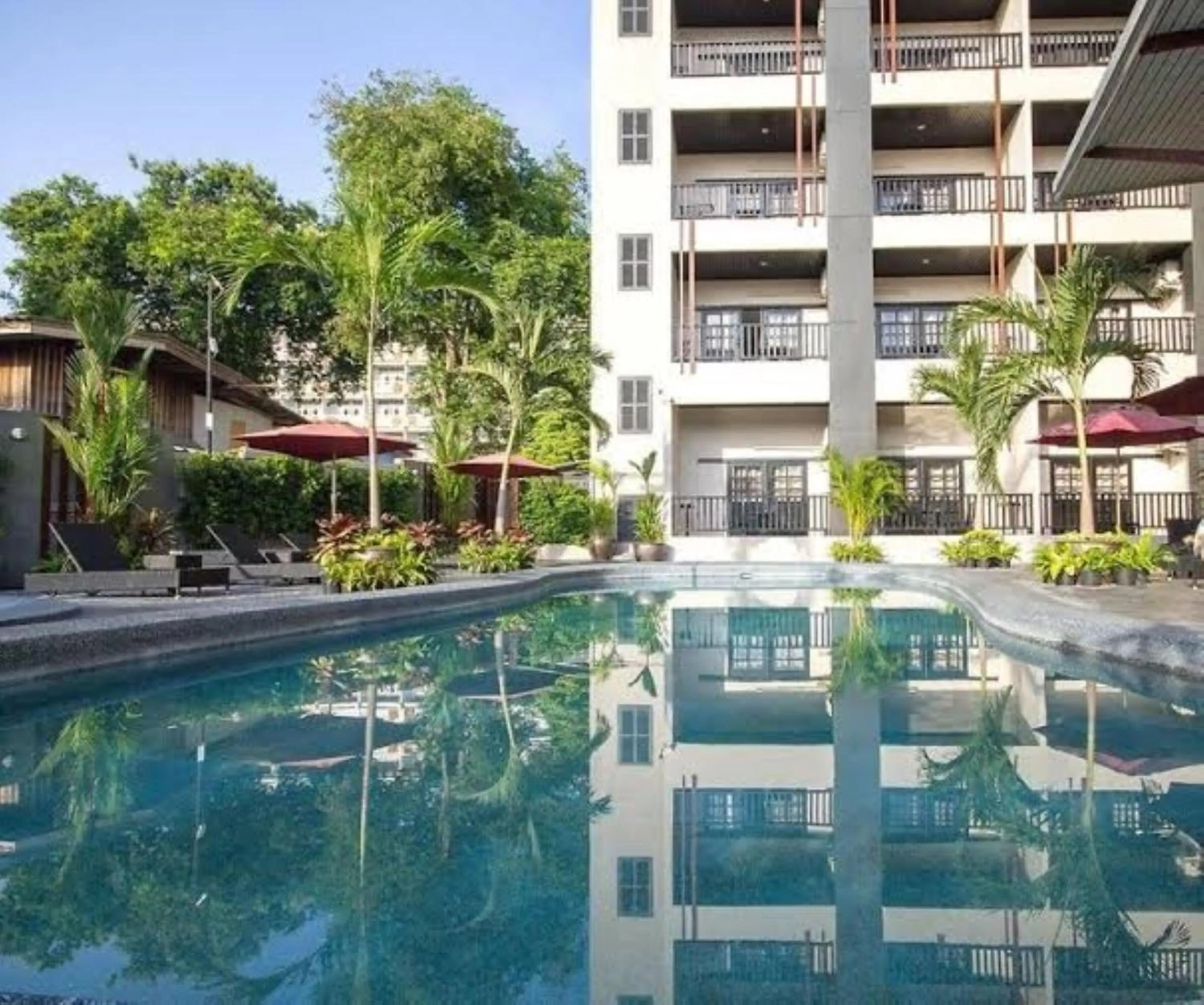 Property building in Golden Tulip Essential Pattaya