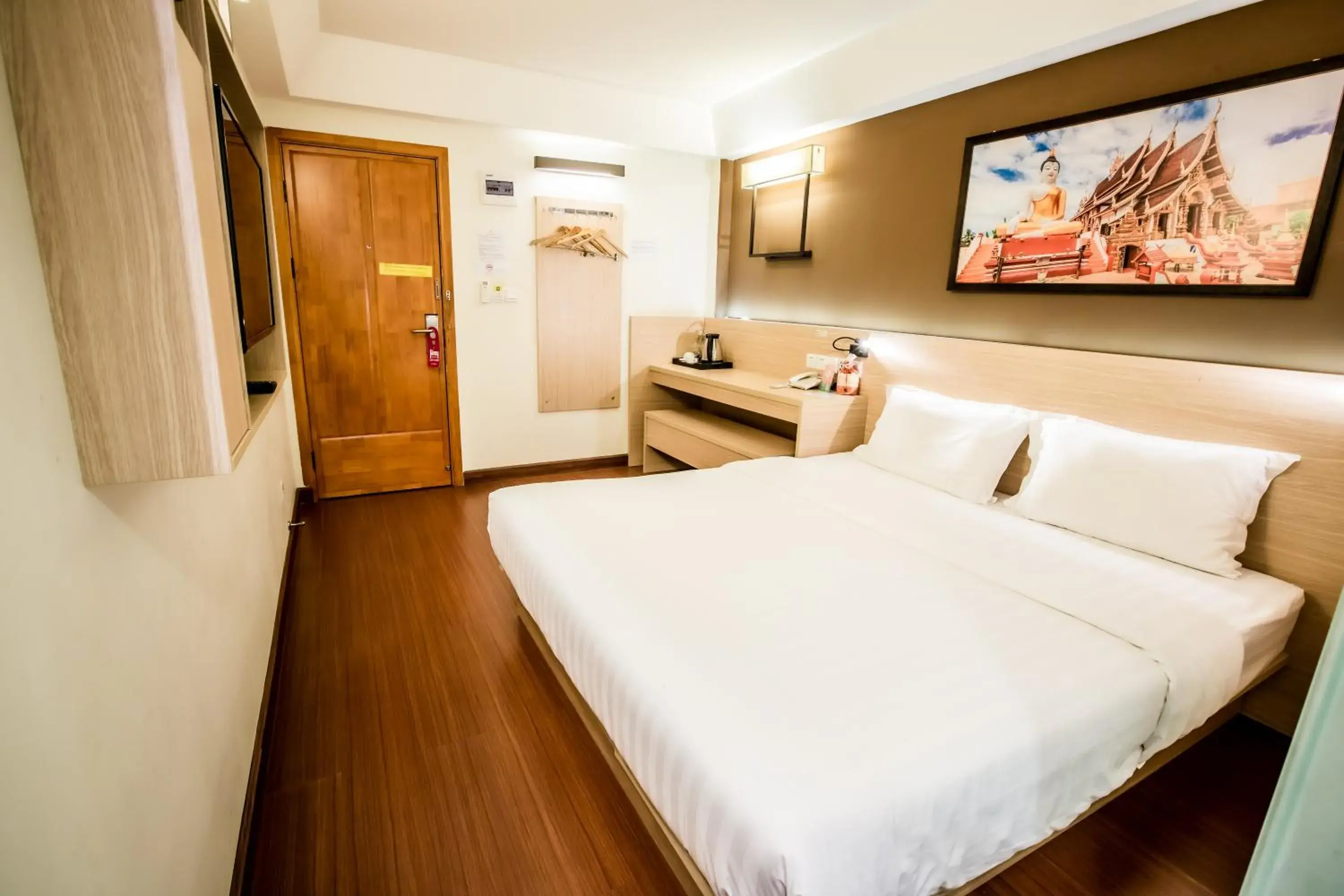 Bedroom, Bed in Chiang Roi 7 Days Inn Bedroom, Bed in Chiang Roi 7 Days Inn