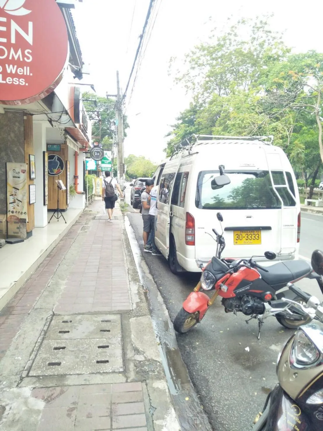 Day in Chiang Roi 7 Days Inn