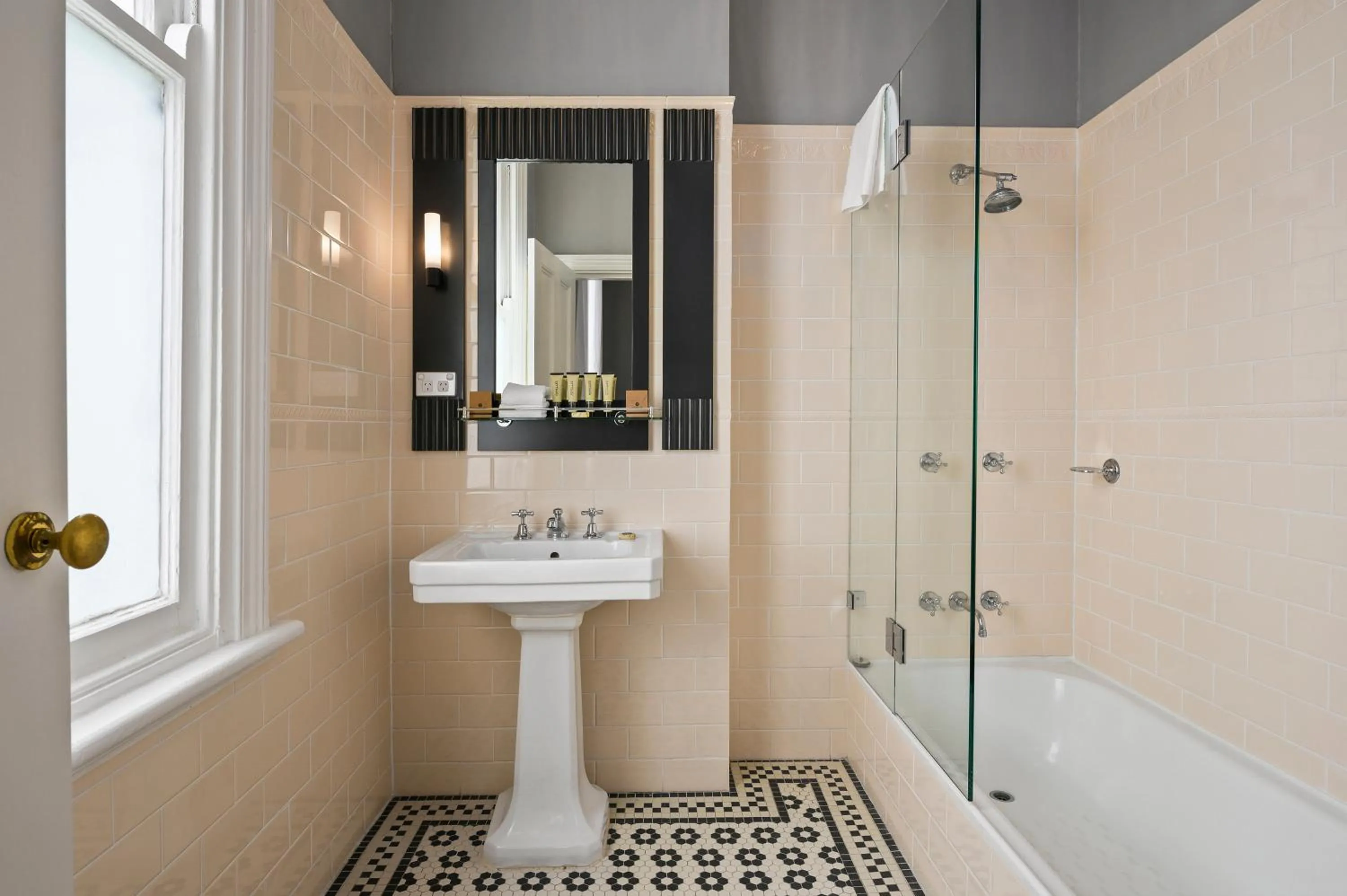 Bathroom in Hydro Majestic Blue Mountains