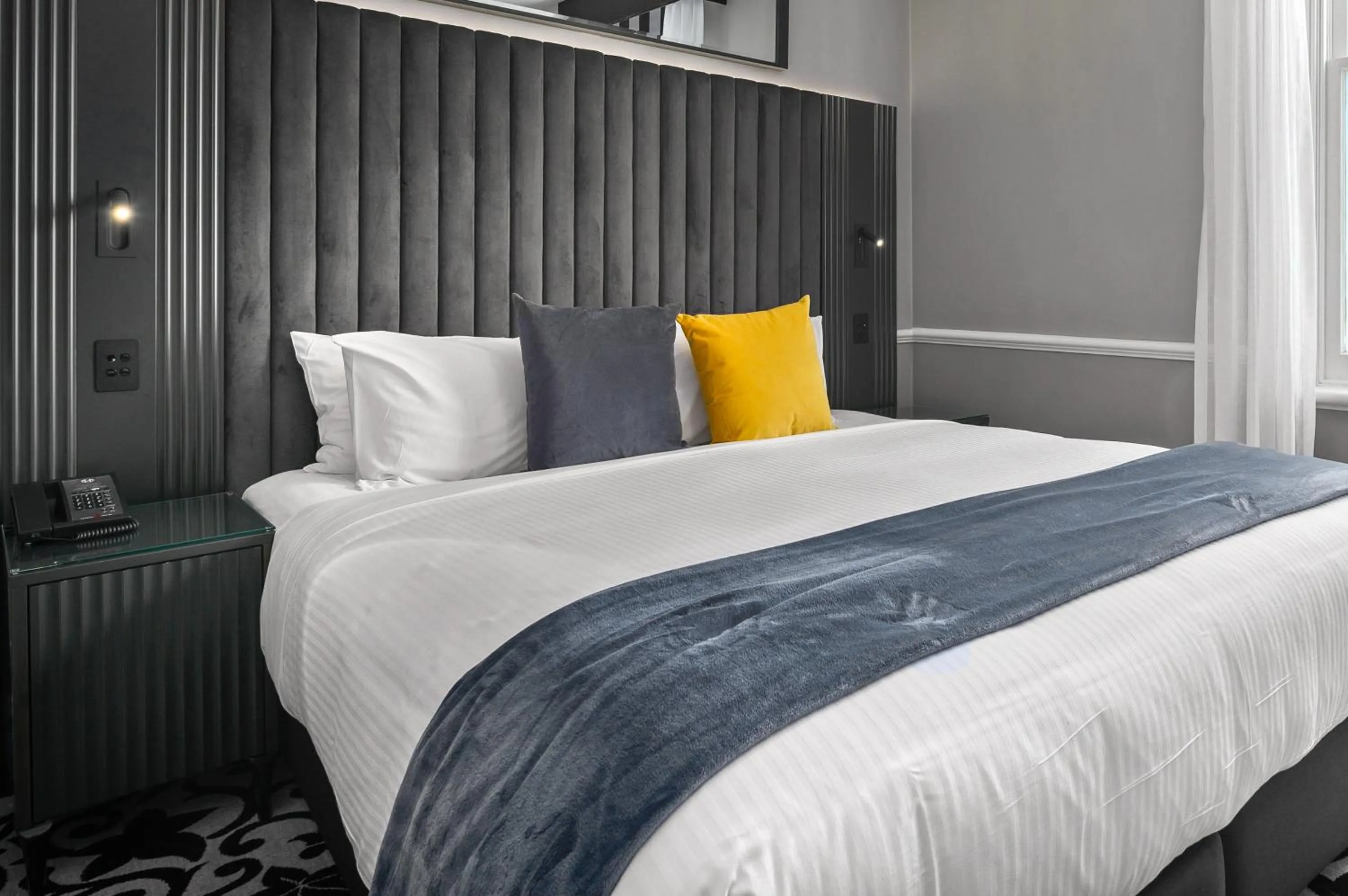 Bed in Hydro Majestic Blue Mountains