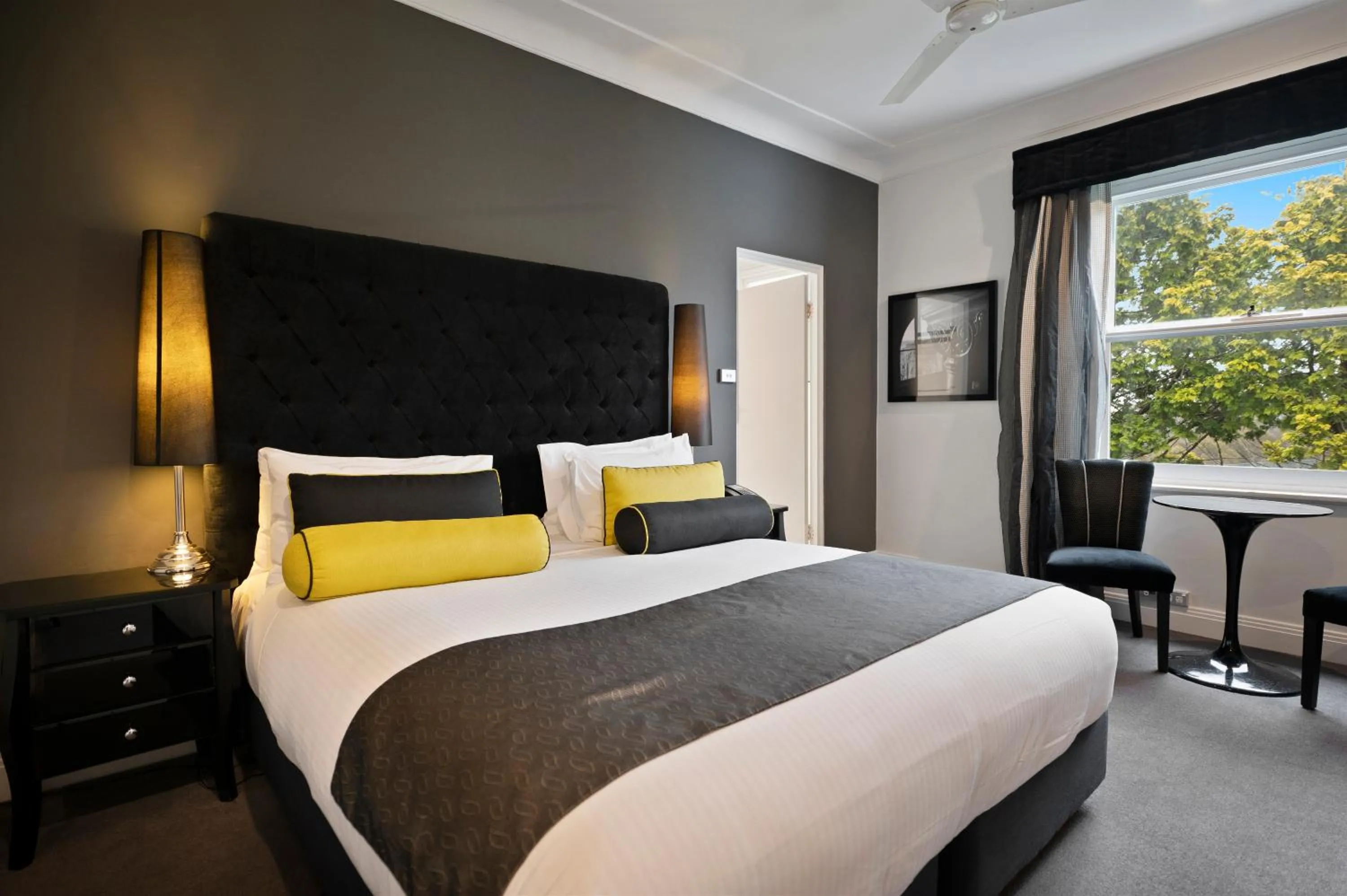 Bedroom, Bed in Hydro Majestic Blue Mountains