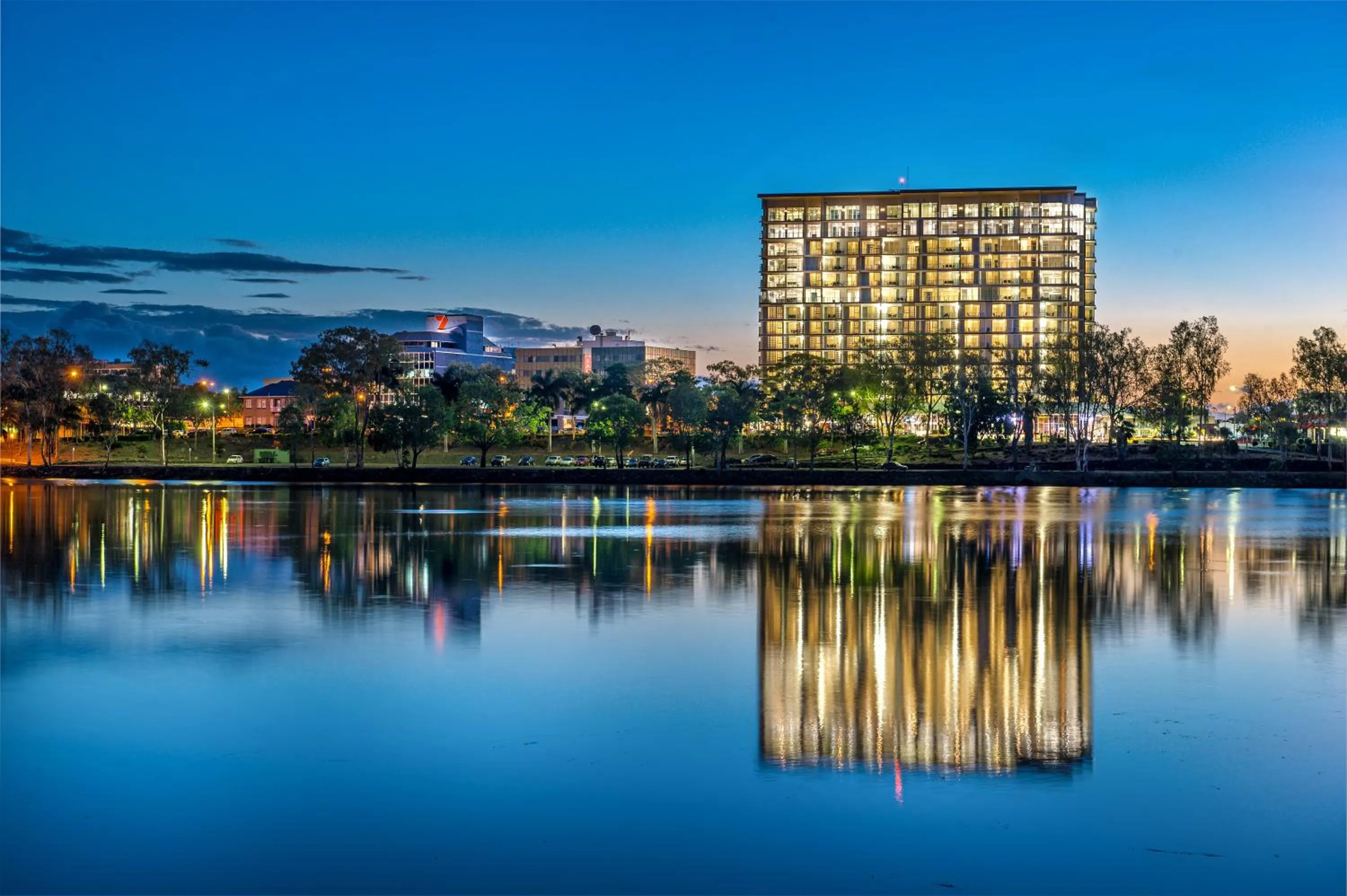 Facade/entrance in Empire Apartment Hotel Rockhampton