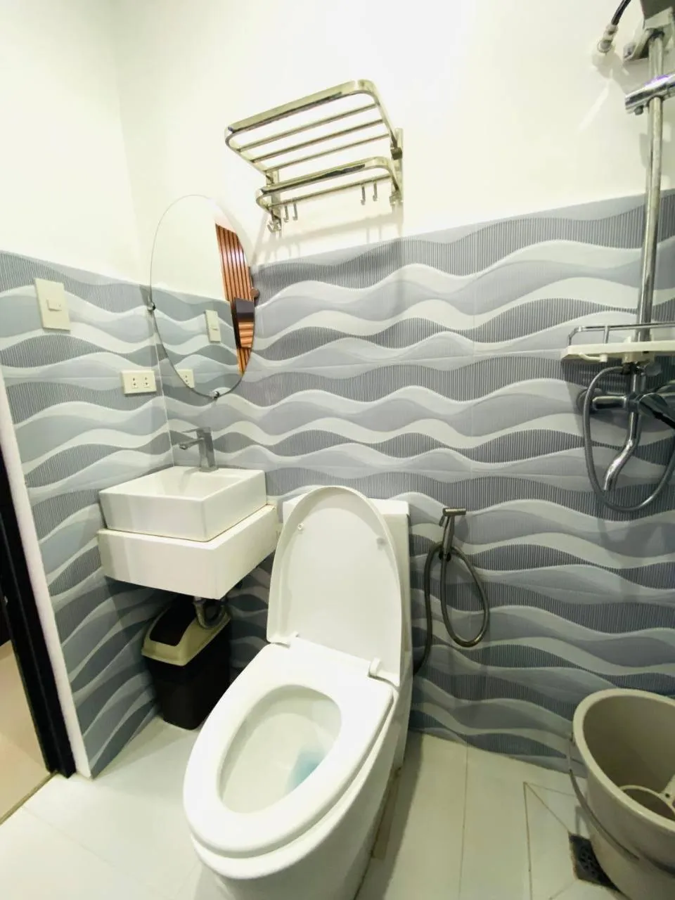 bidet in Marketpoint Hotel