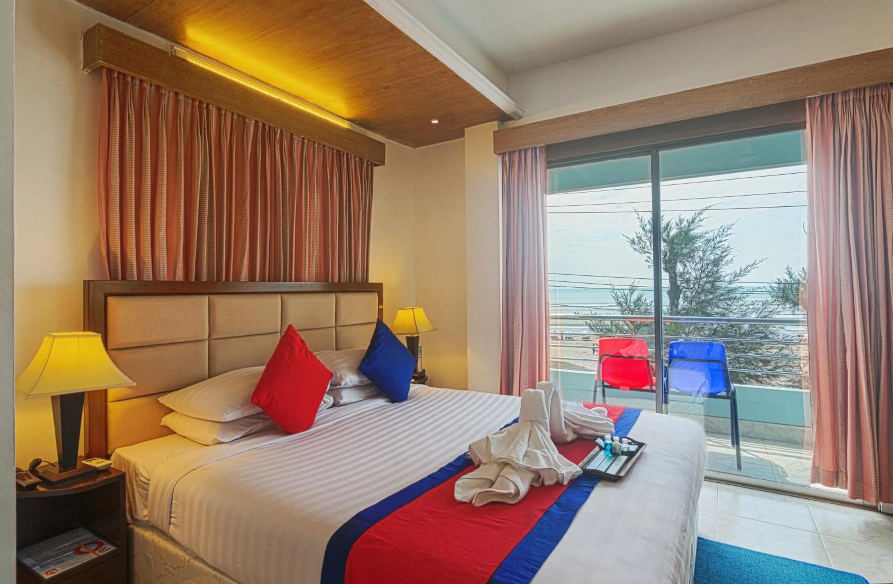 Bed in Hotel Sea Crown