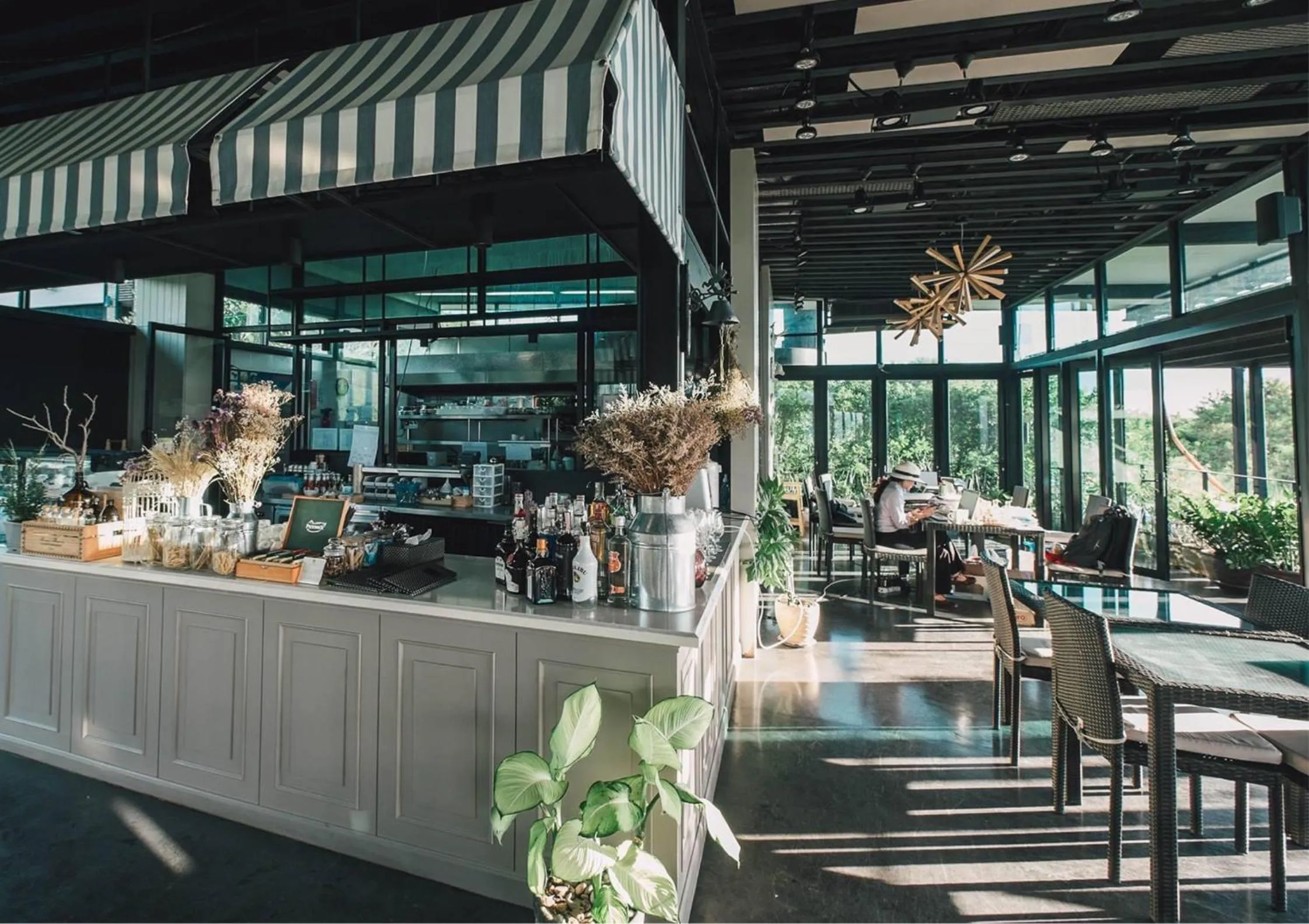 Restaurant/places to eat in The Private Pool Villas at Civilai Hill Khao Yai