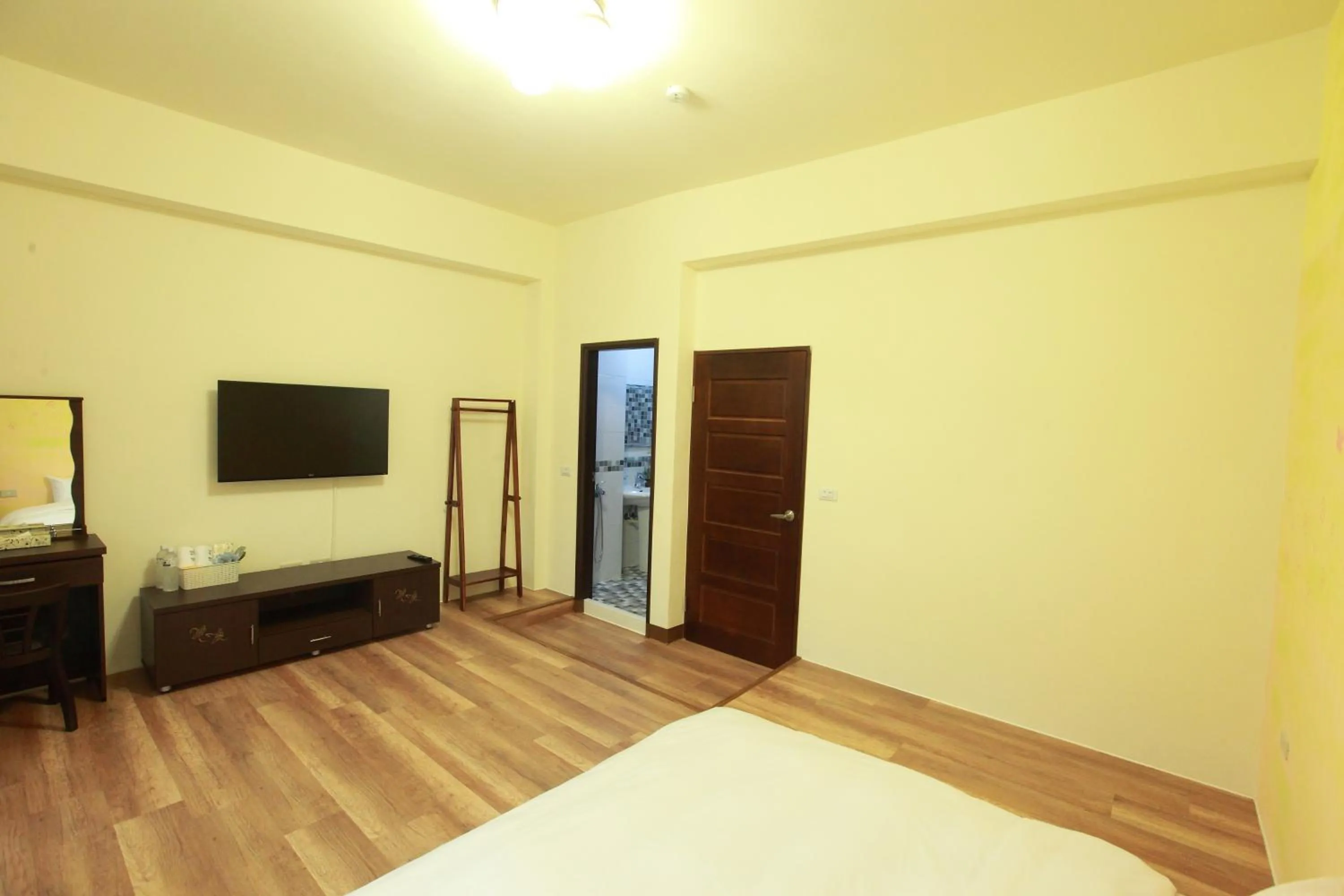 Photo of the whole room, Bed in Dali Moonlight B&B